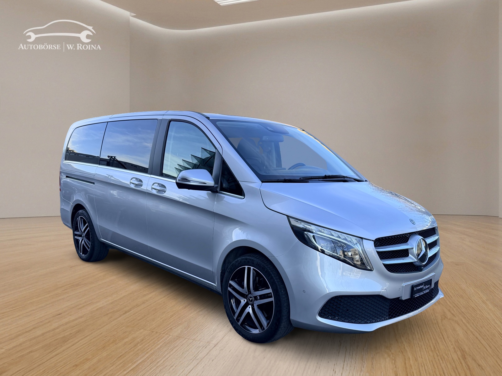 MERCEDES-BENZ V 300 d lang Avantgarde 4Matic 9G-Tronic-image-0