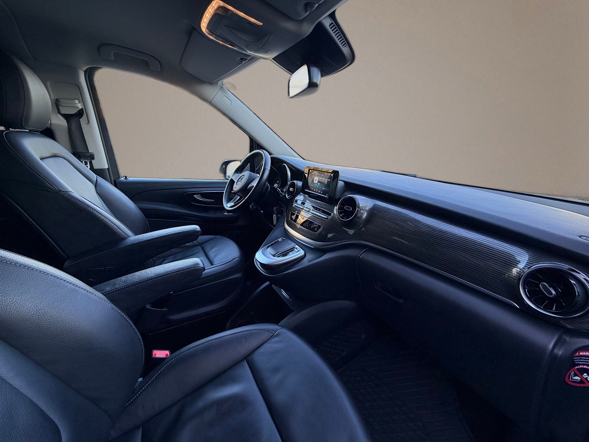MERCEDES-BENZ V 300 d lang Avantgarde 4Matic 9G-Tronic-image-8