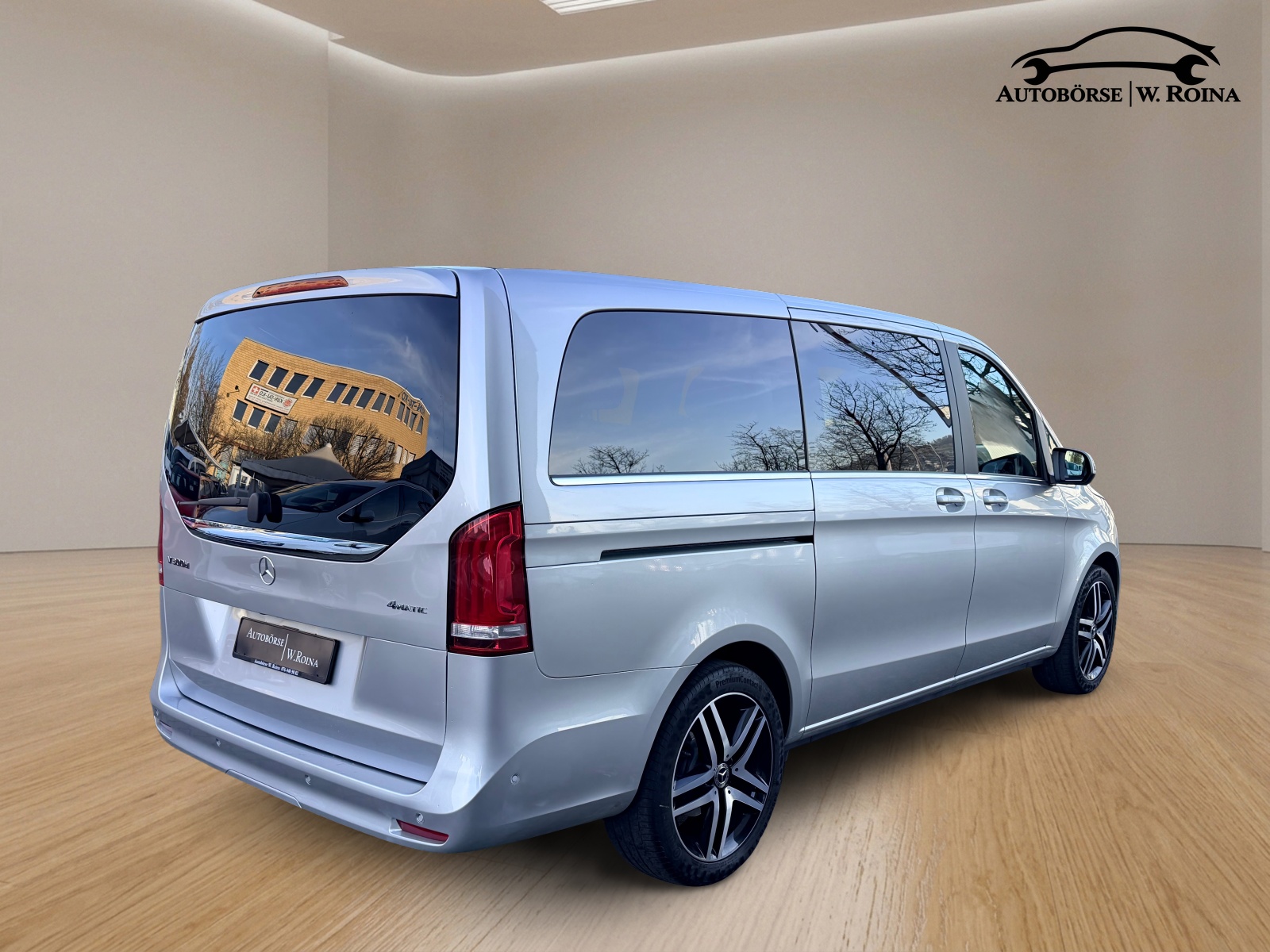 MERCEDES-BENZ V 300 d lang Avantgarde 4Matic 9G-Tronic-showroom-element-2