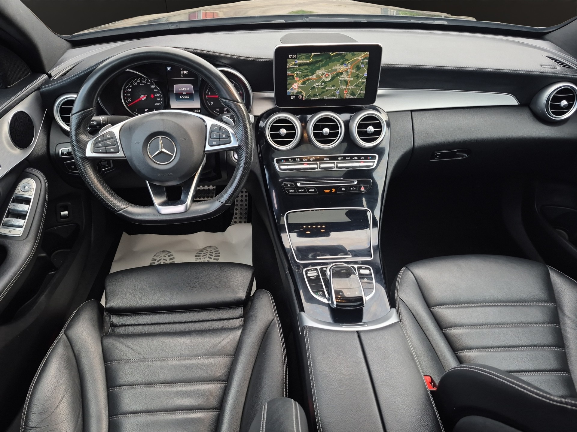 MERCEDES-BENZ C 250 BlueTEC AMG Line 7G-Tronic-image-12