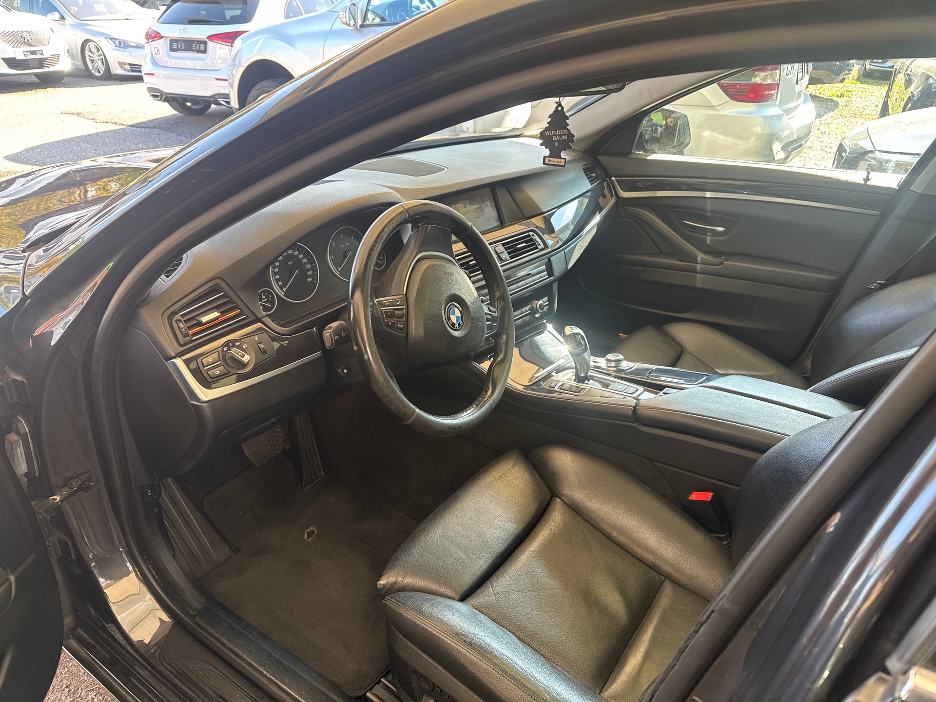 BMW 535d xDrive Touring Steptronic-image-1