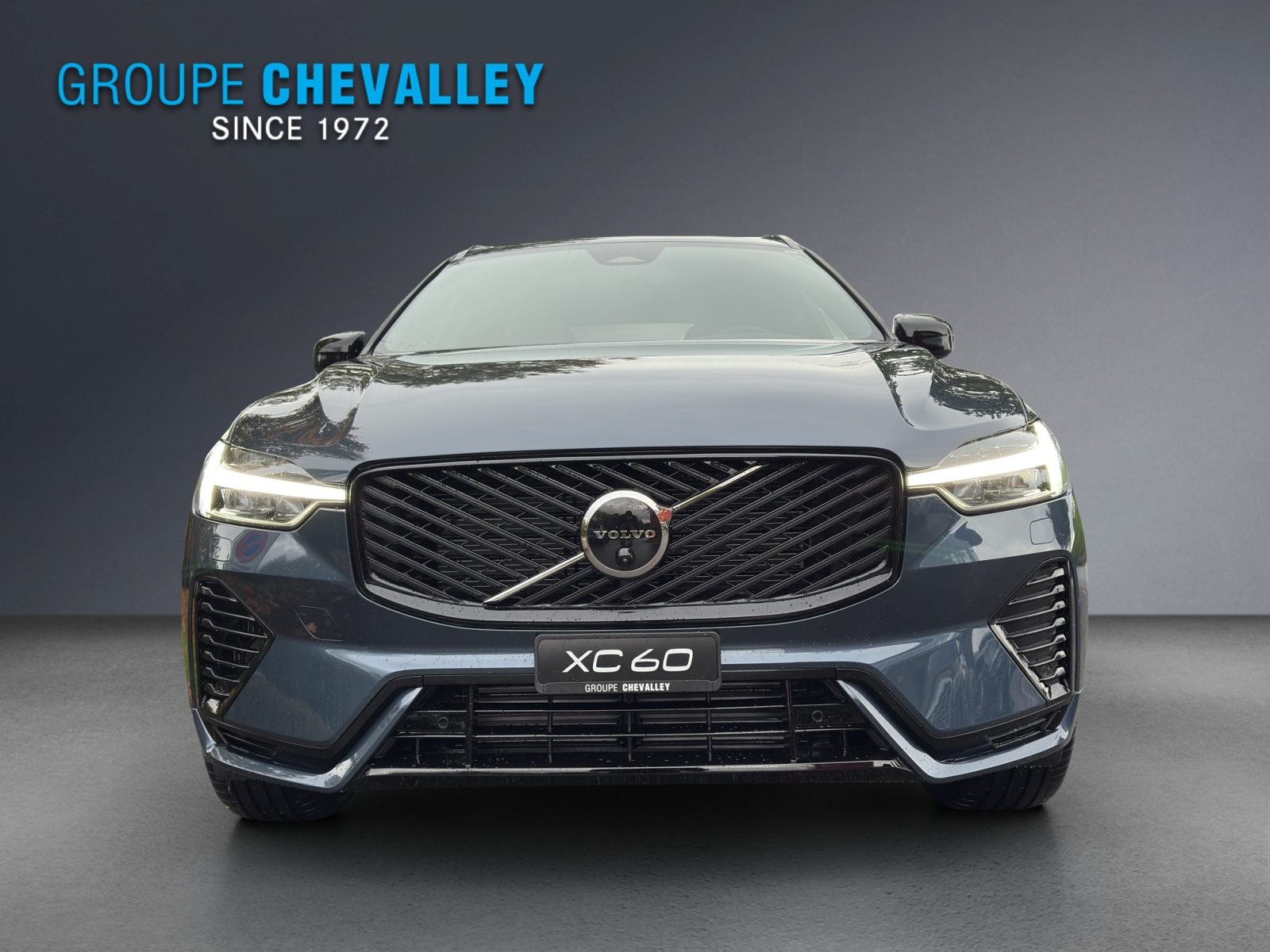 VOLVO XC60 T6 eAWD PluginHybrid Ultra Dark Geartronic-image-6