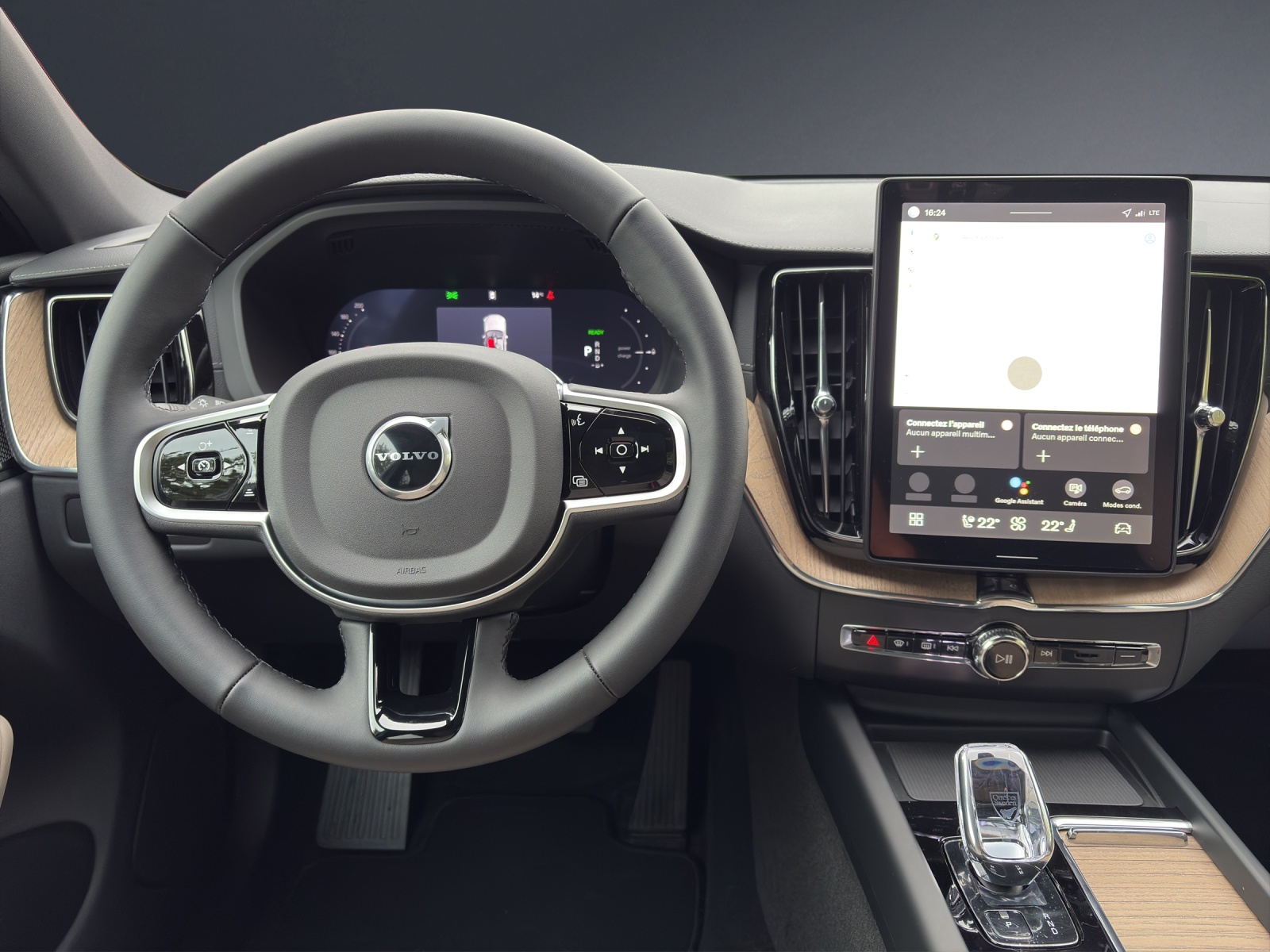 VOLVO XC60 T6 eAWD PluginHybrid Ultra Dark Geartronic-image-15