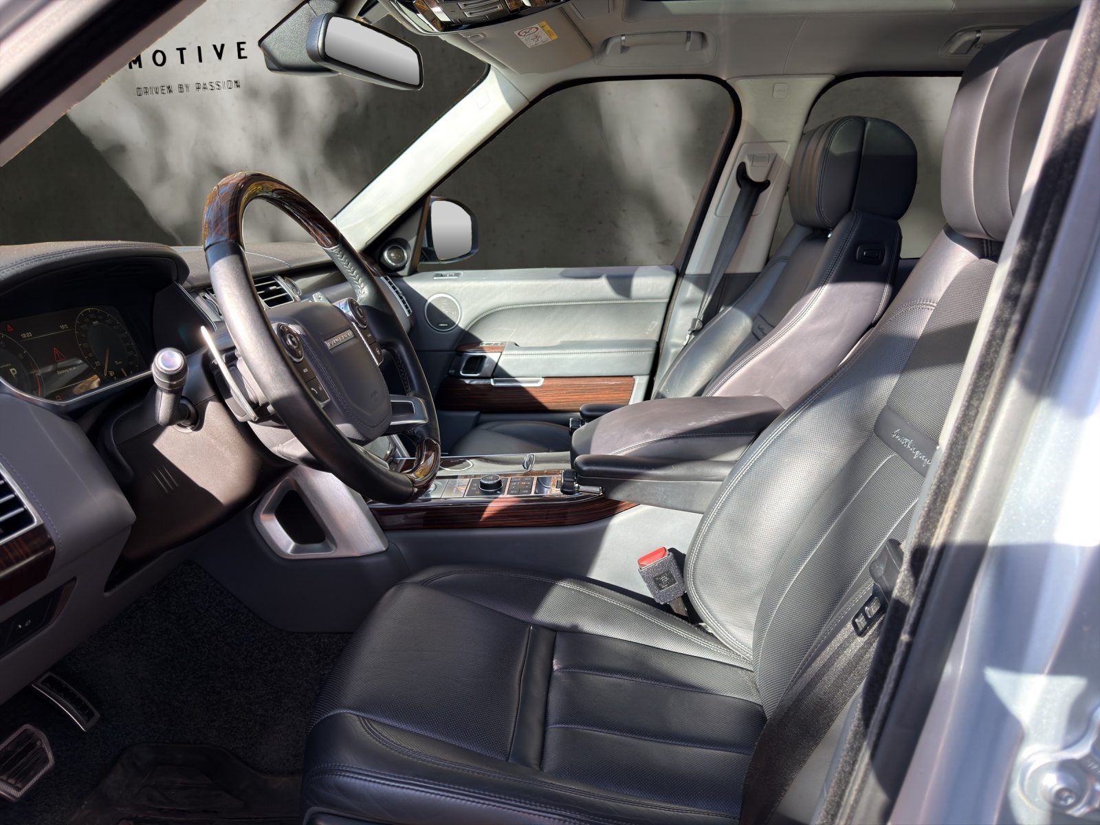LAND ROVER Range Rover 5.0 V8 SC SV Autobiography Automatic-image-8