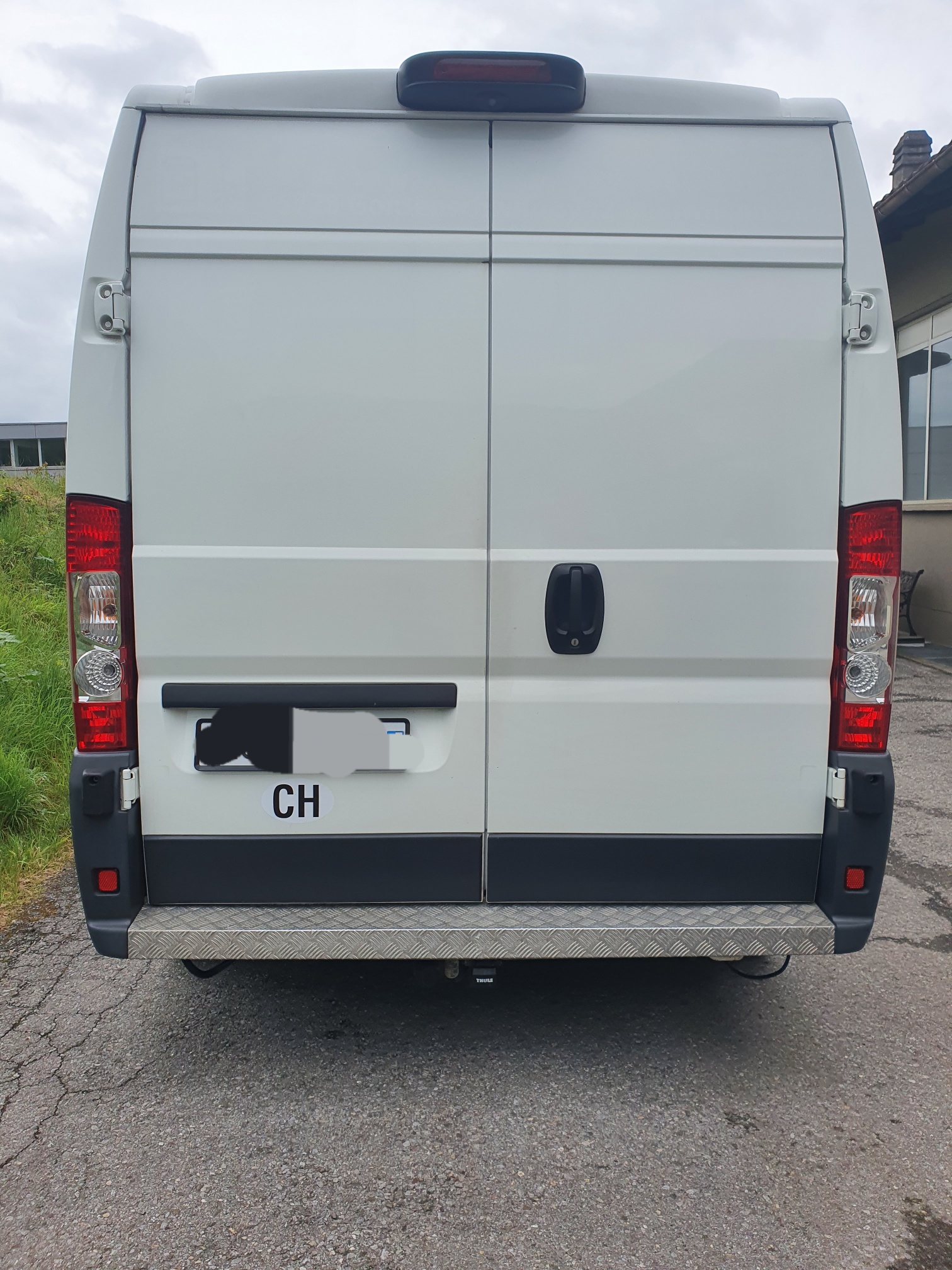 PEUGEOT Peugeot Boxer 335-160 FL2-image-3