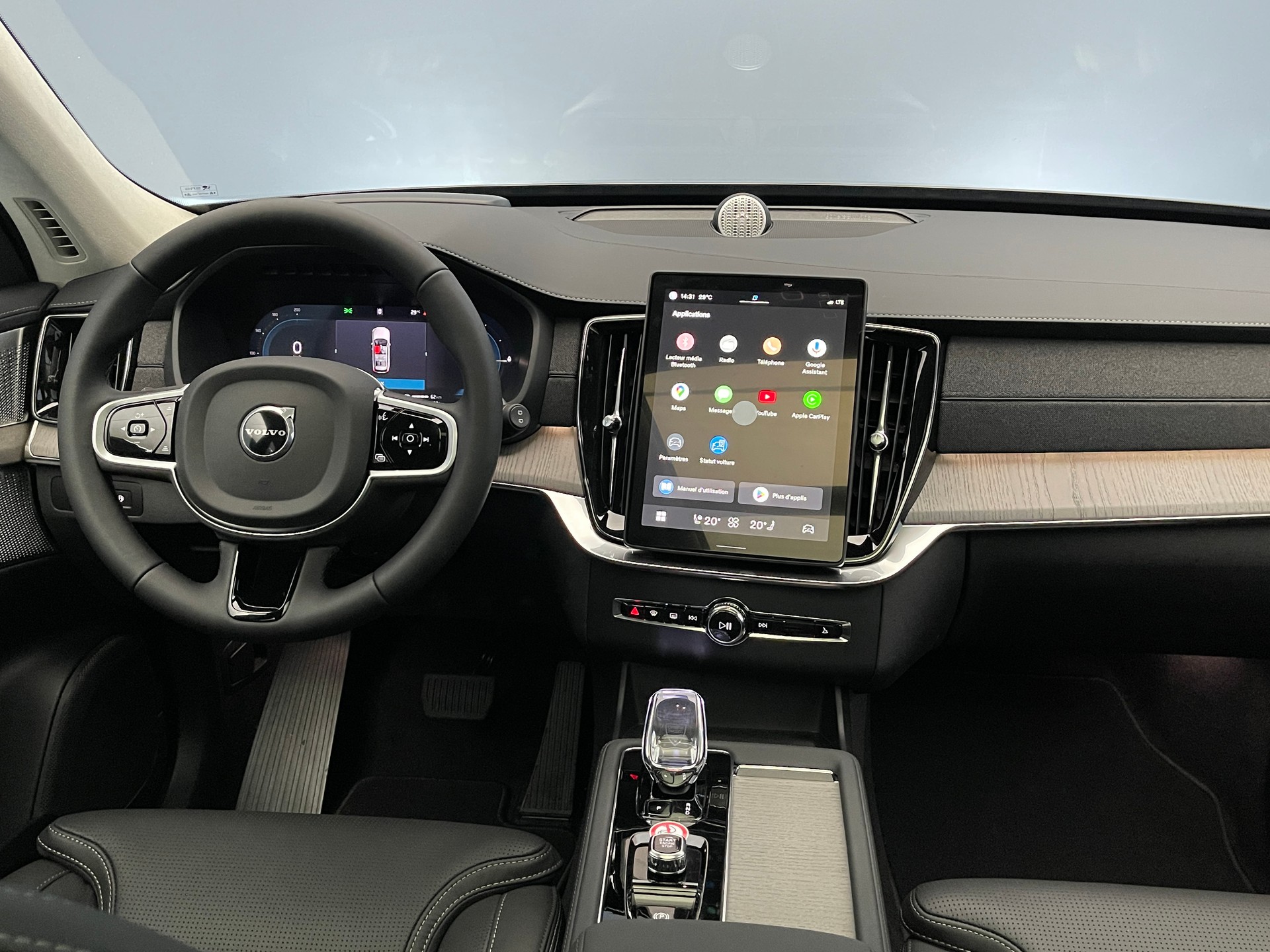 VOLVO XC90 2.0 T8 TE Ultra Bright eAWD-image-12