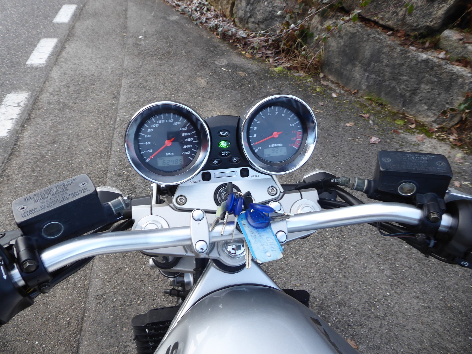 SUZUKI GSF 1200 Bandit-image-4