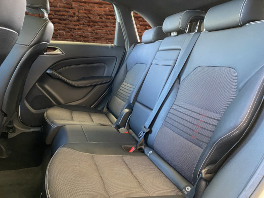 MERCEDES-BENZ B 200 Night Star-image-13