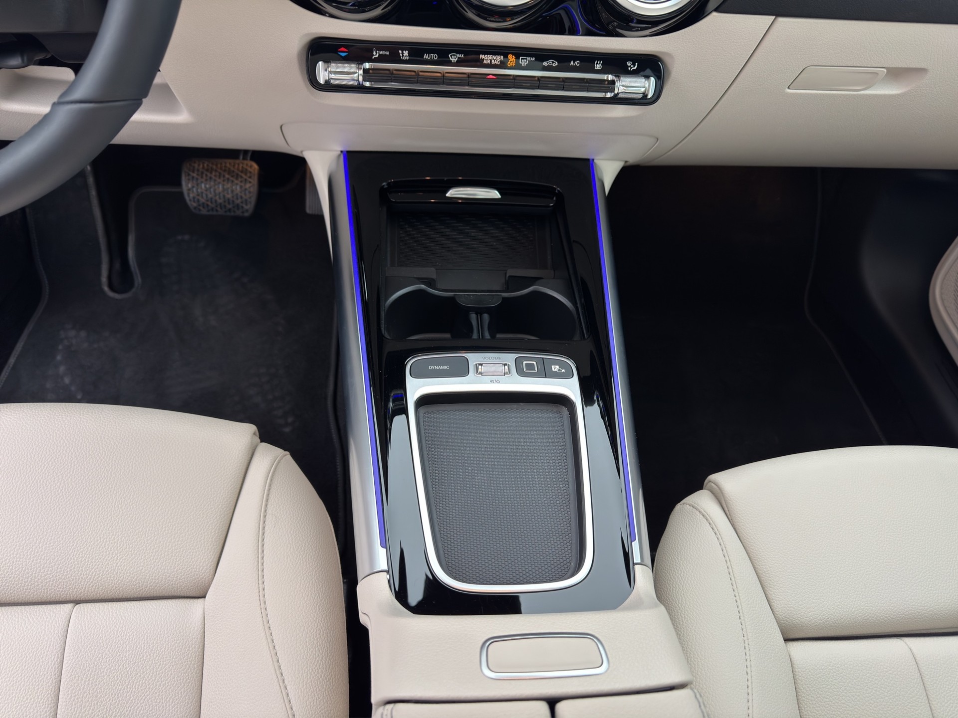 MERCEDES-BENZ B 250 e 8G-DCT-image-13