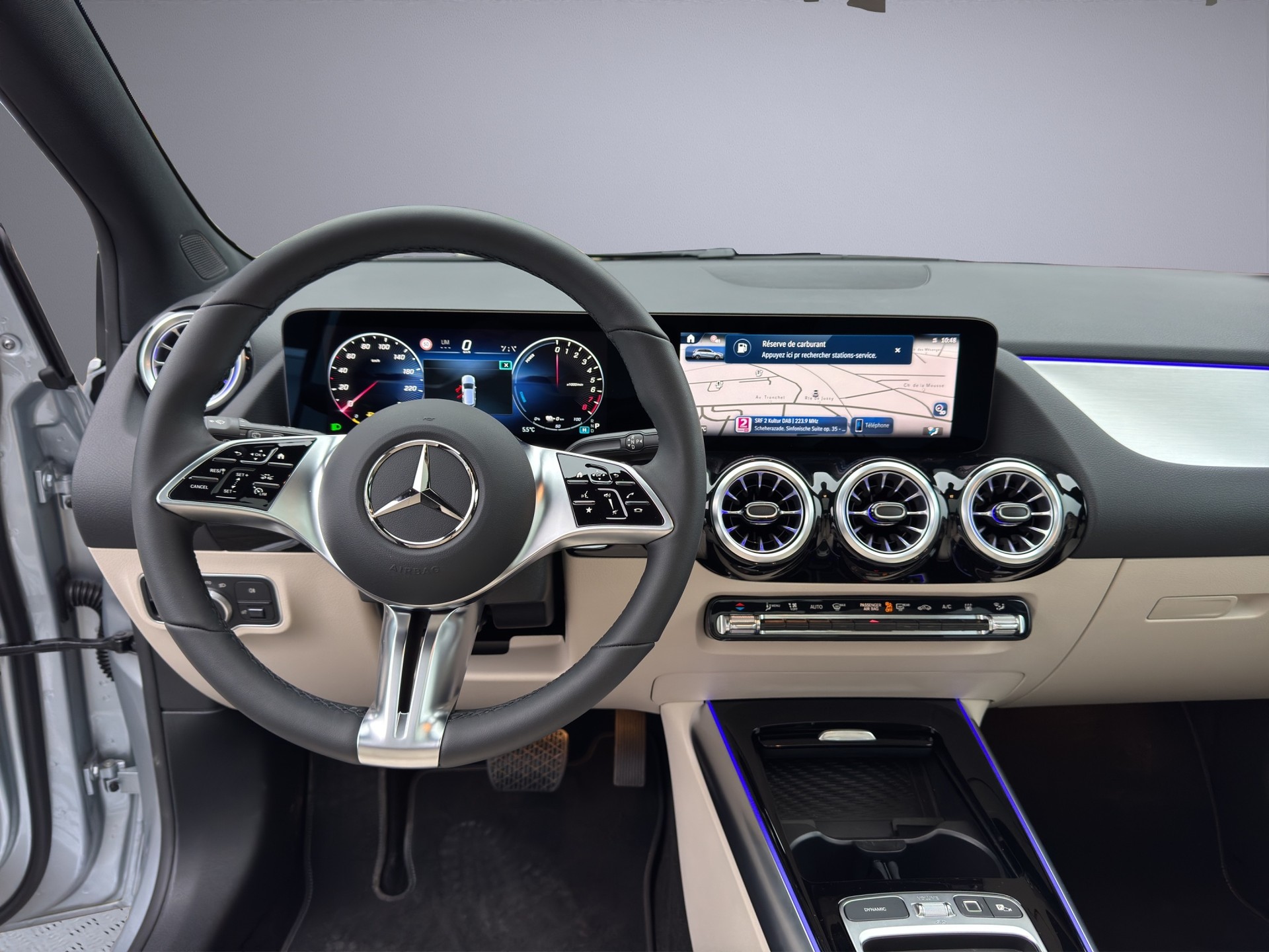 MERCEDES-BENZ B 250 e 8G-DCT-image-12