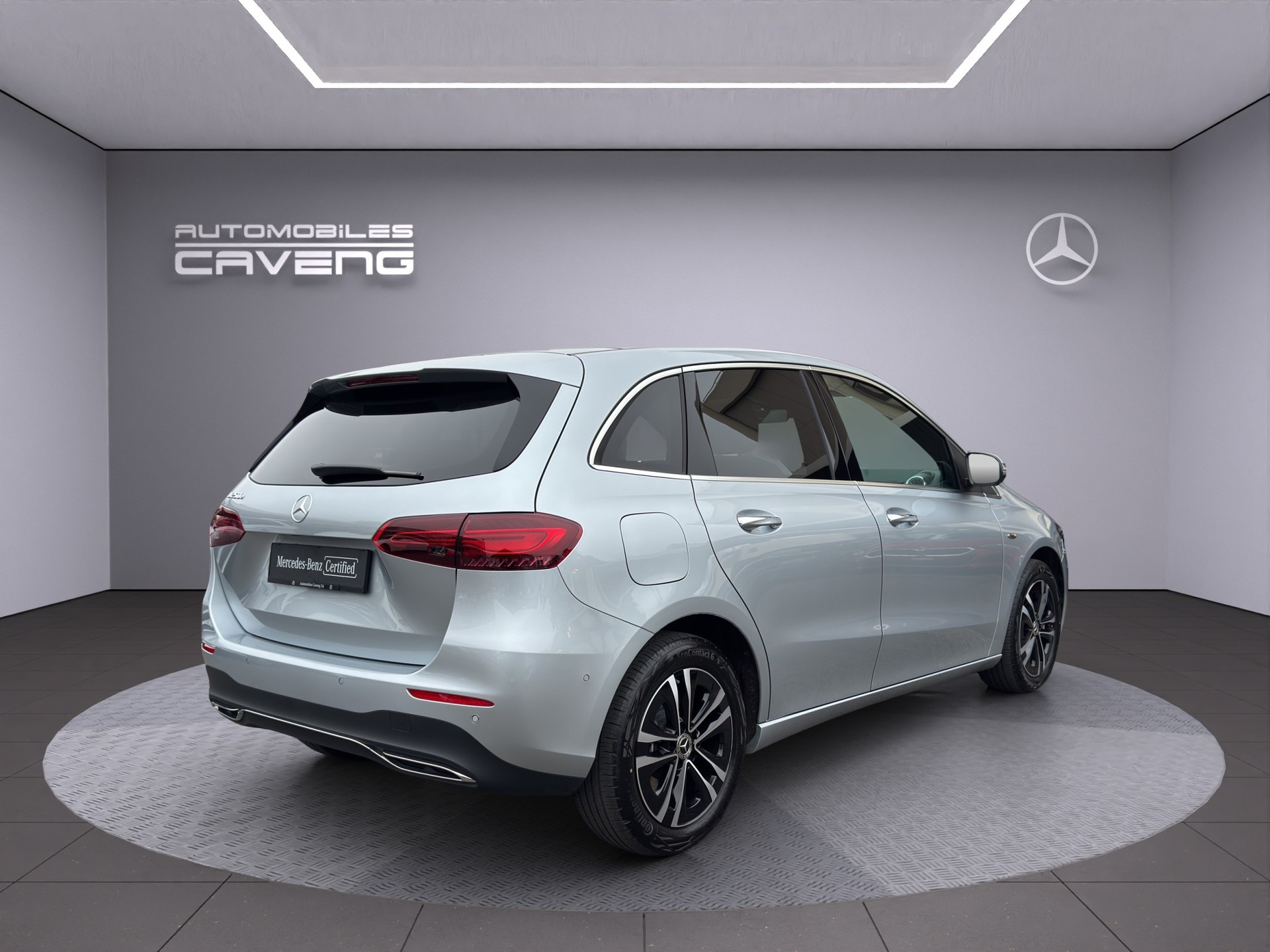 MERCEDES-BENZ B 250 e 8G-DCT-image-4