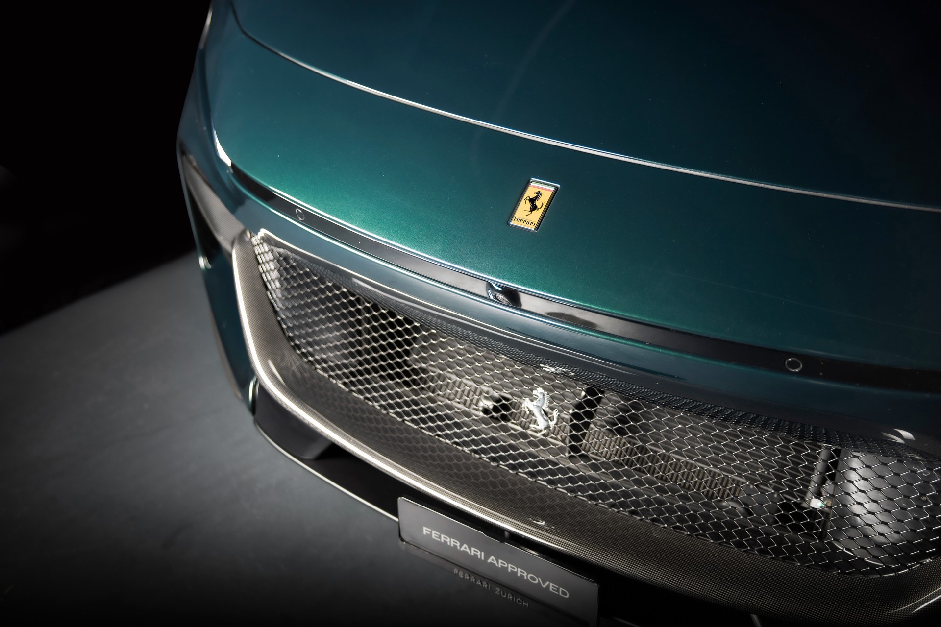 FERRARI Purosangue 6.5 V12 in Verde Zeltweg-image-8