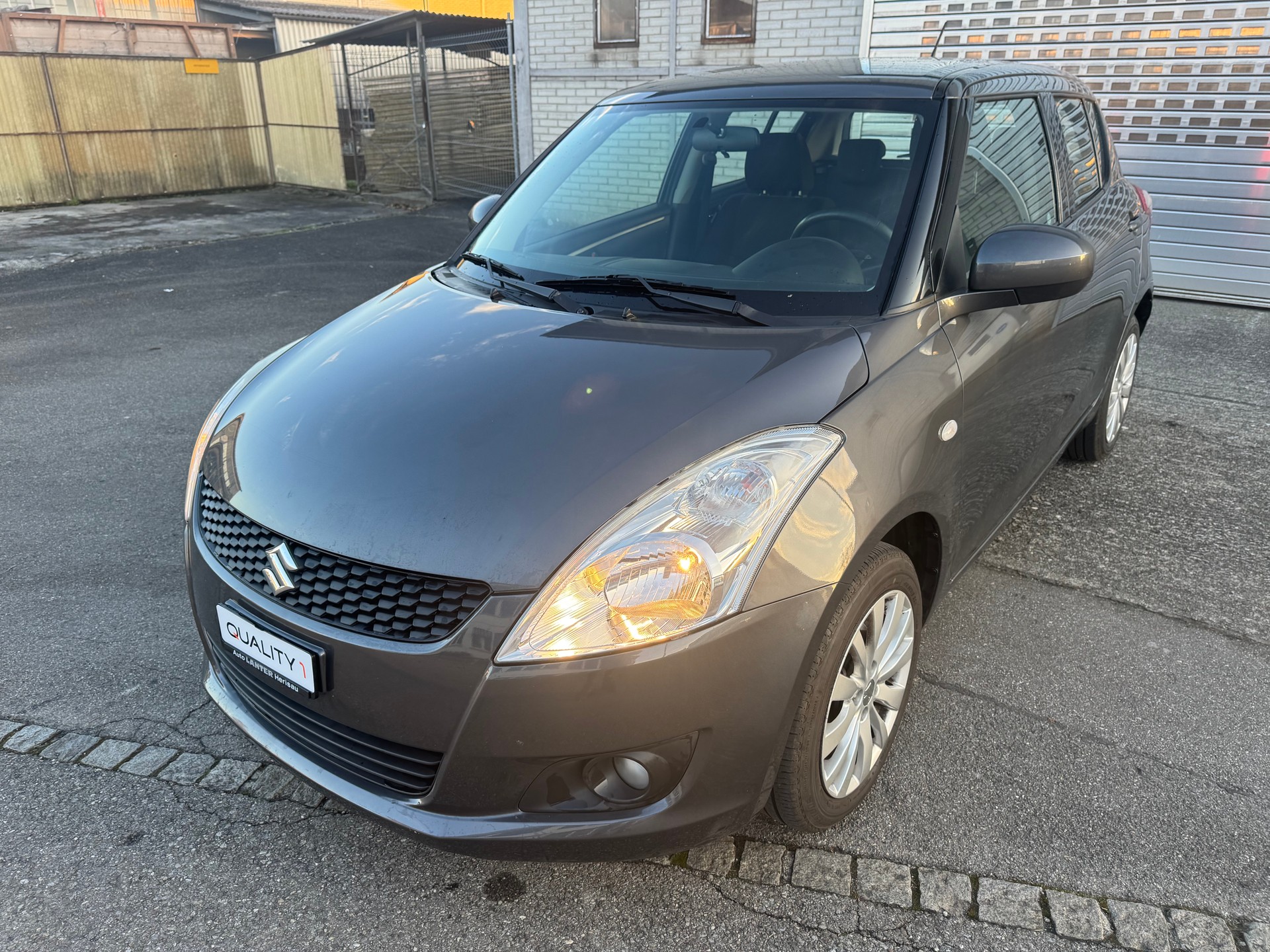 SUZUKI Swift 1.2i 16V GL Top 4x4-image-7
