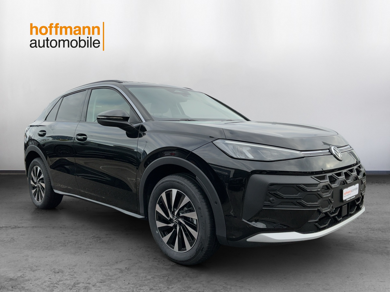 VW T-Roc 1.5 eTSI mHEV Life DSG-image-2