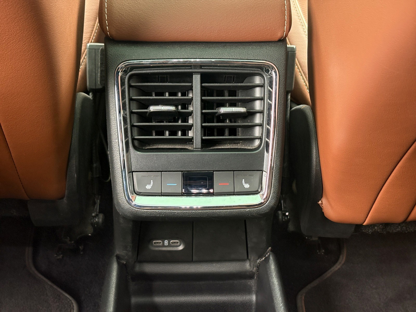 SKODA Enyaq iV 80x Founders Edition-image-15