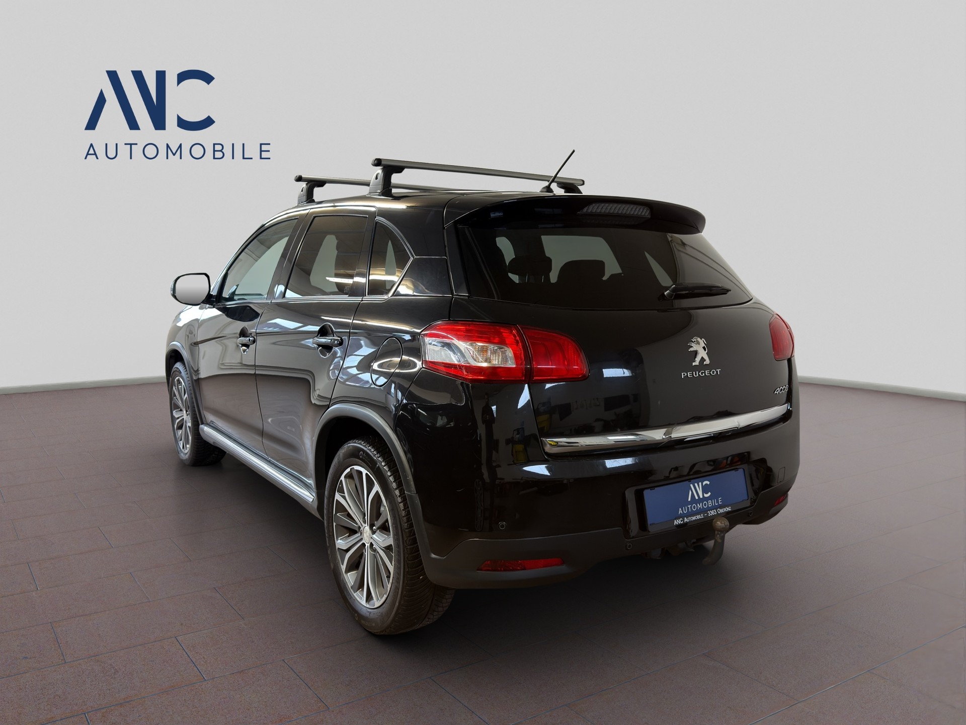 PEUGEOT 4008 1.8 HDi Allure 4WD-image-5
