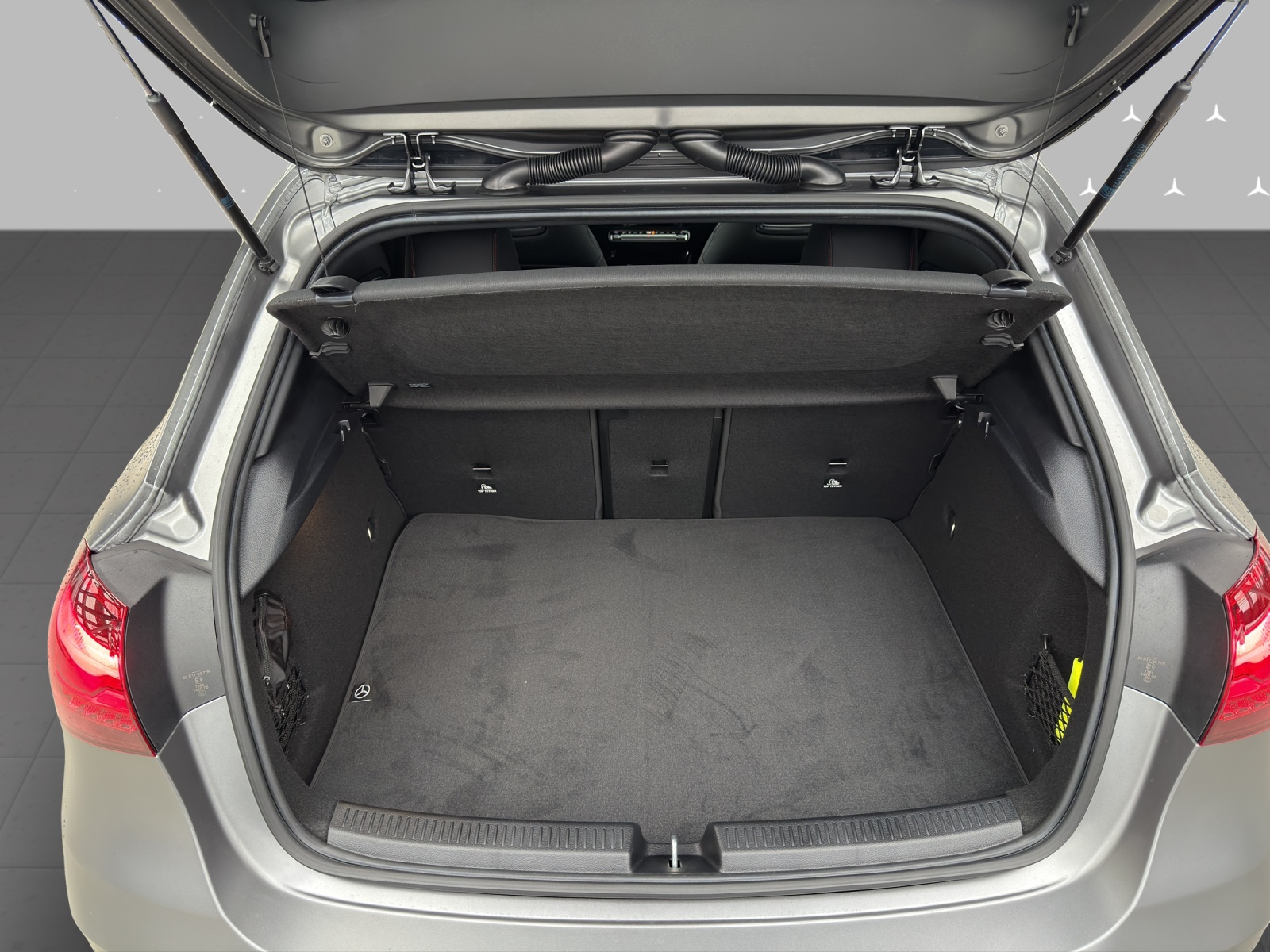 MERCEDES-BENZ A 250 4Matic 8G-DCT-image-15