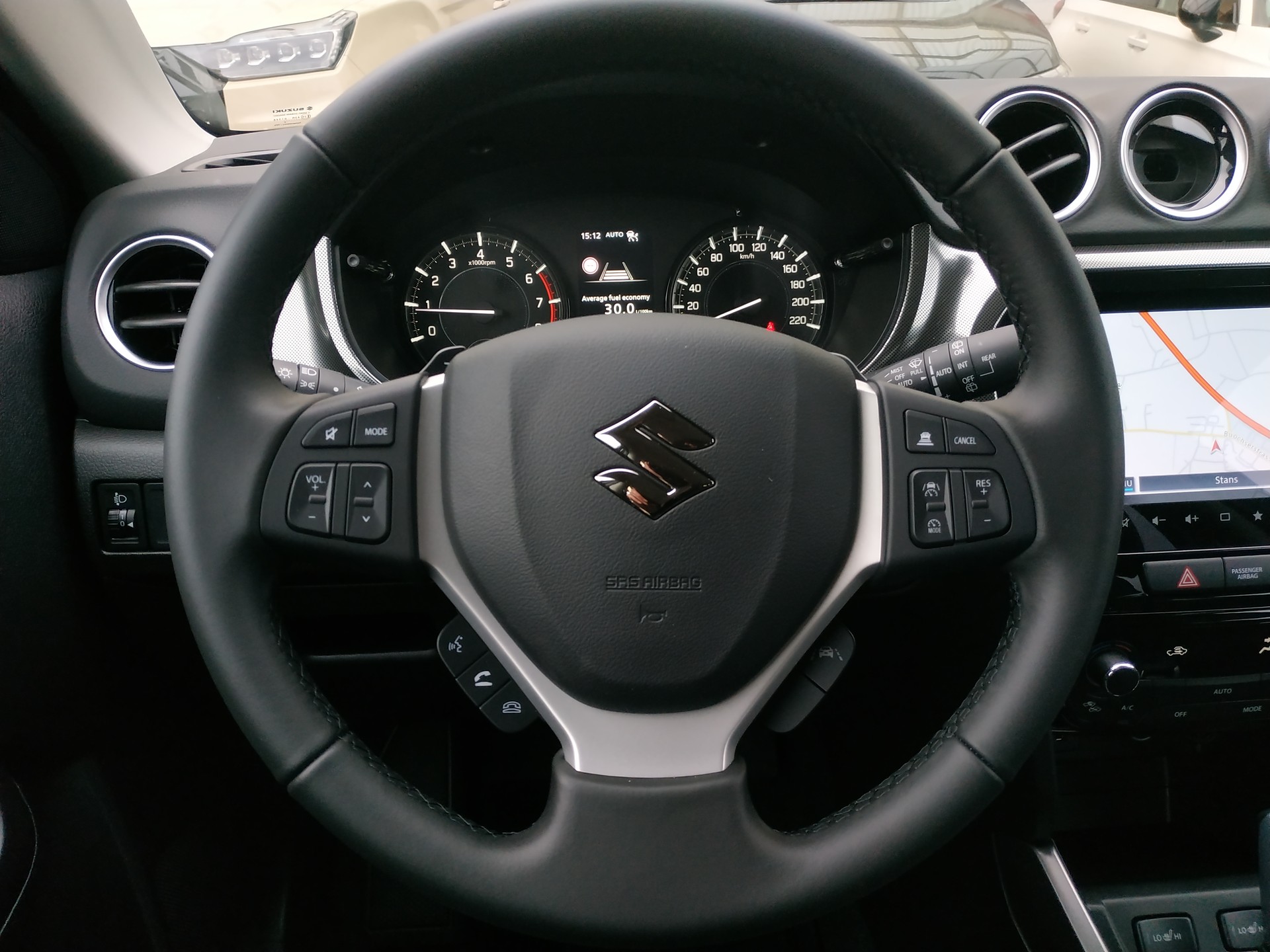 SUZUKI Vitara 1.4 Boosterjet Compact Top 4x4 Hybrid Automatic-image-14