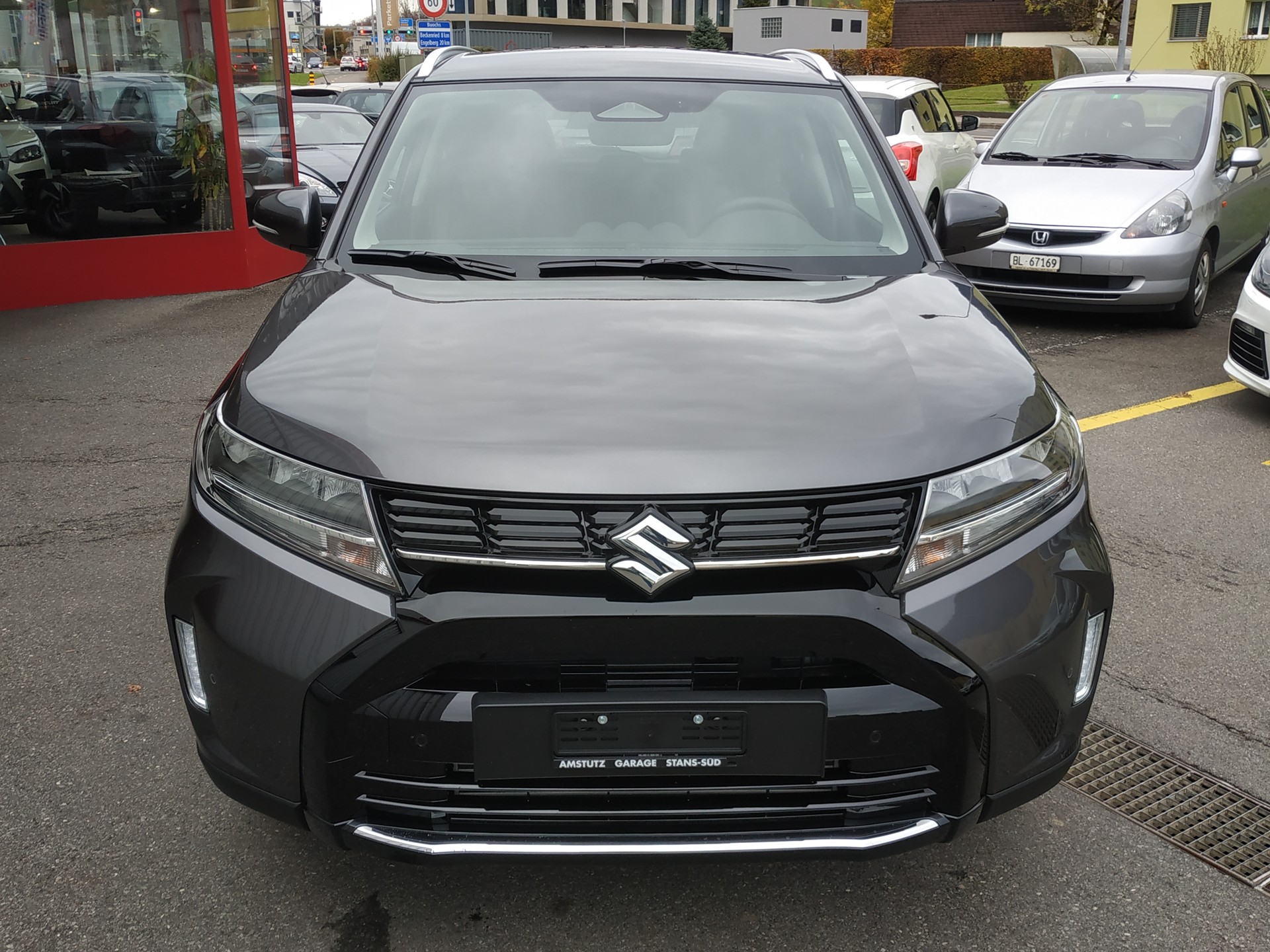 SUZUKI Vitara 1.4 Boosterjet Compact Top 4x4 Hybrid Automatic-image-3