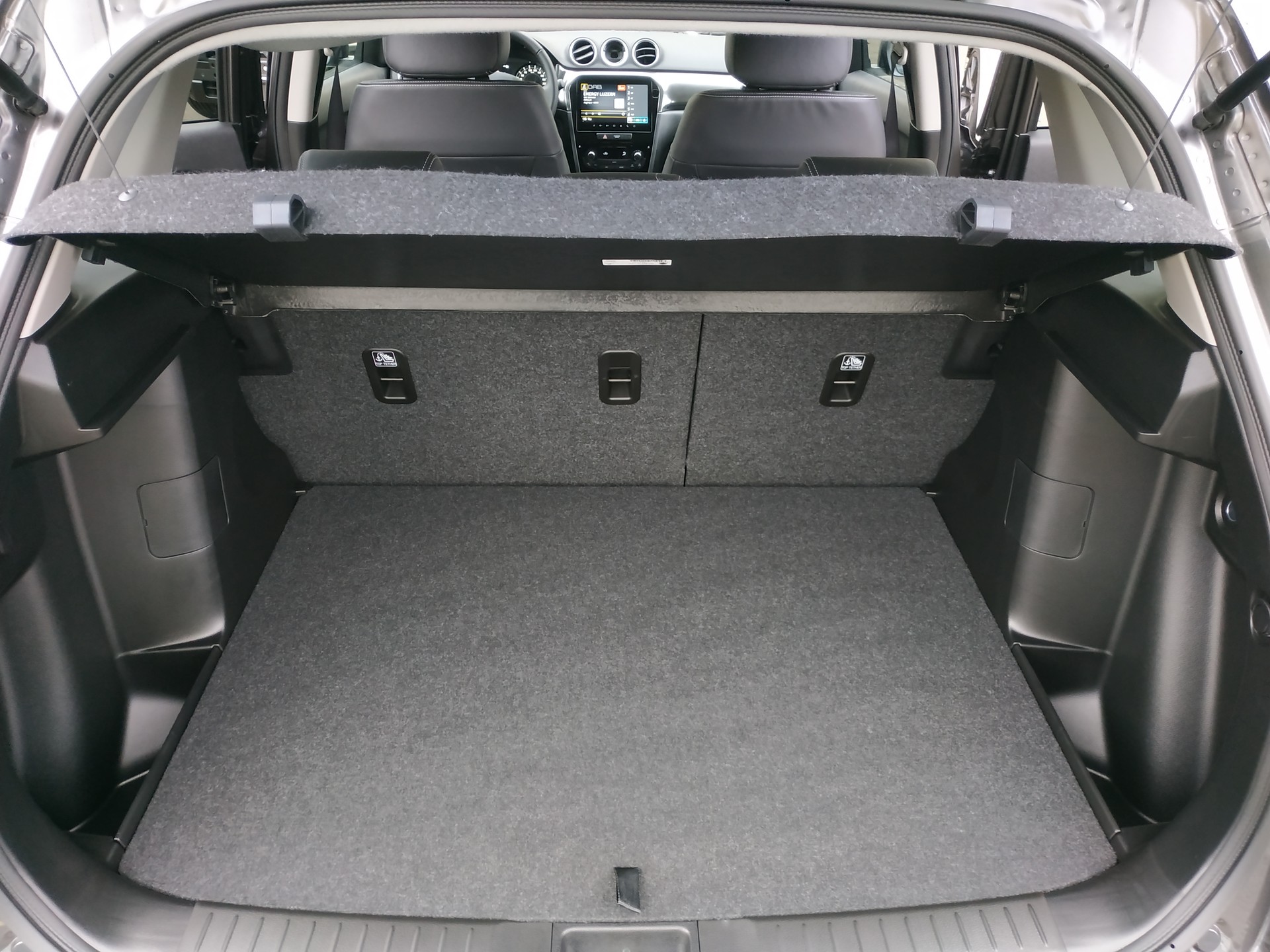SUZUKI Vitara 1.4 Boosterjet Compact Top 4x4 Hybrid Automatic-image-22