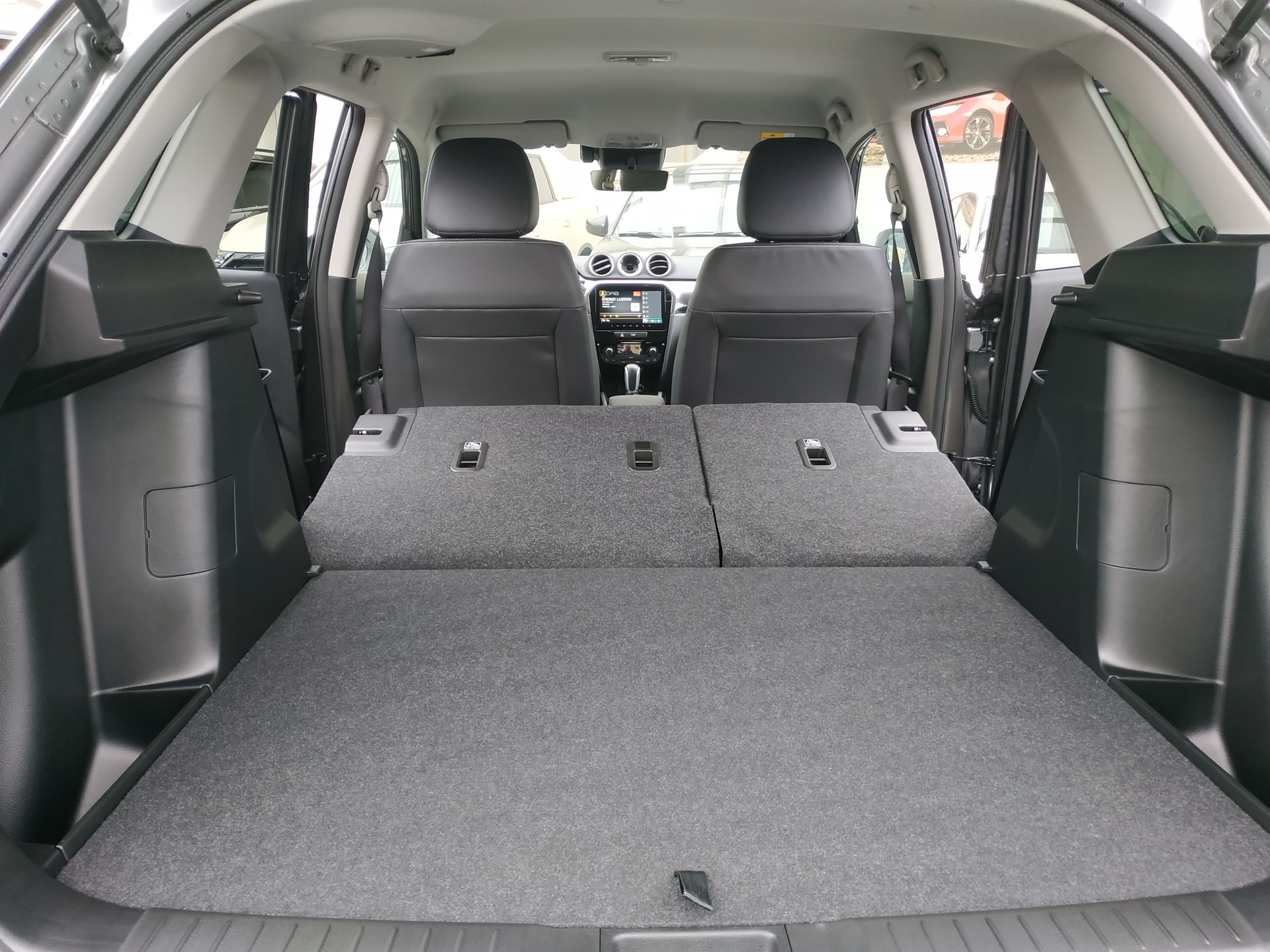 SUZUKI Vitara 1.4 Boosterjet Compact Top 4x4 Hybrid Automatic-image-21