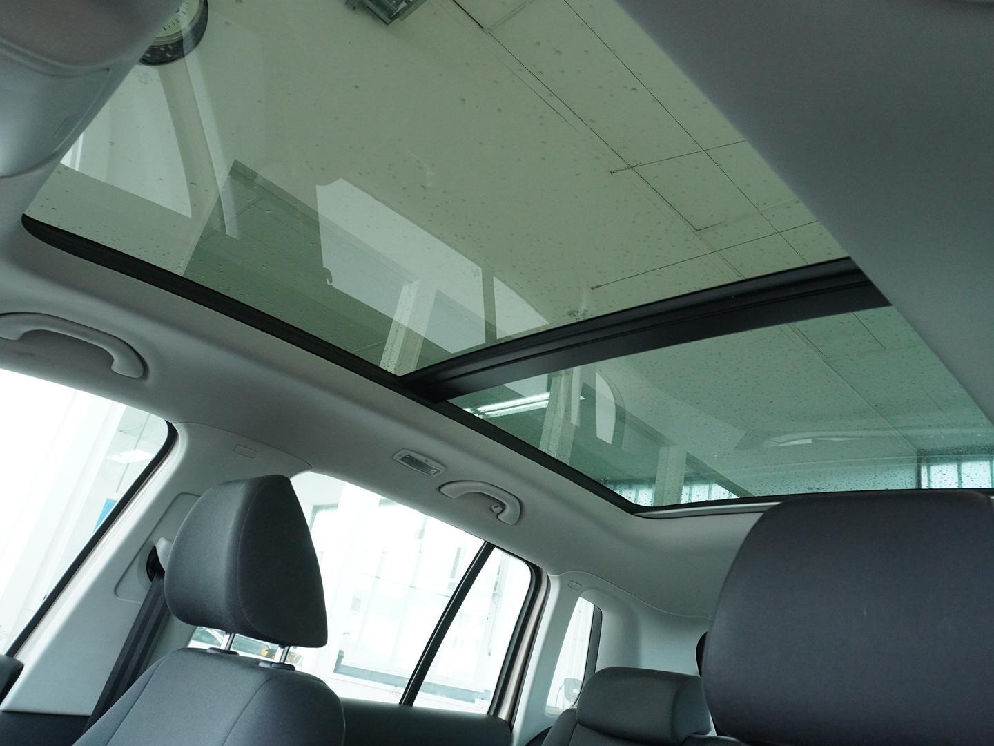VW Tiguan 2.0 TSI Track&Field 4Motion DSG-image-5