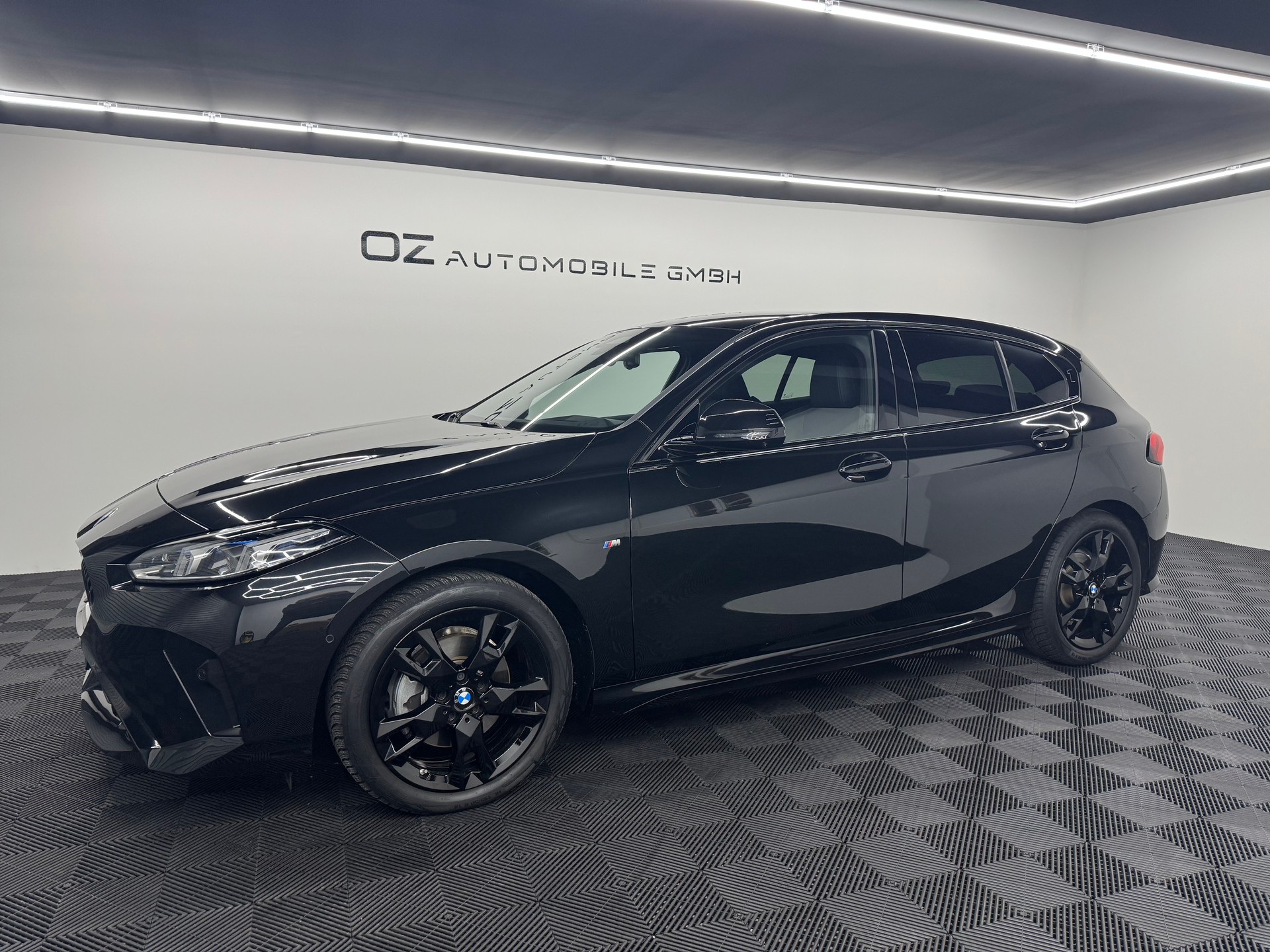 BMW 120d M Sport Steptronic *Neues Modell*-image-3