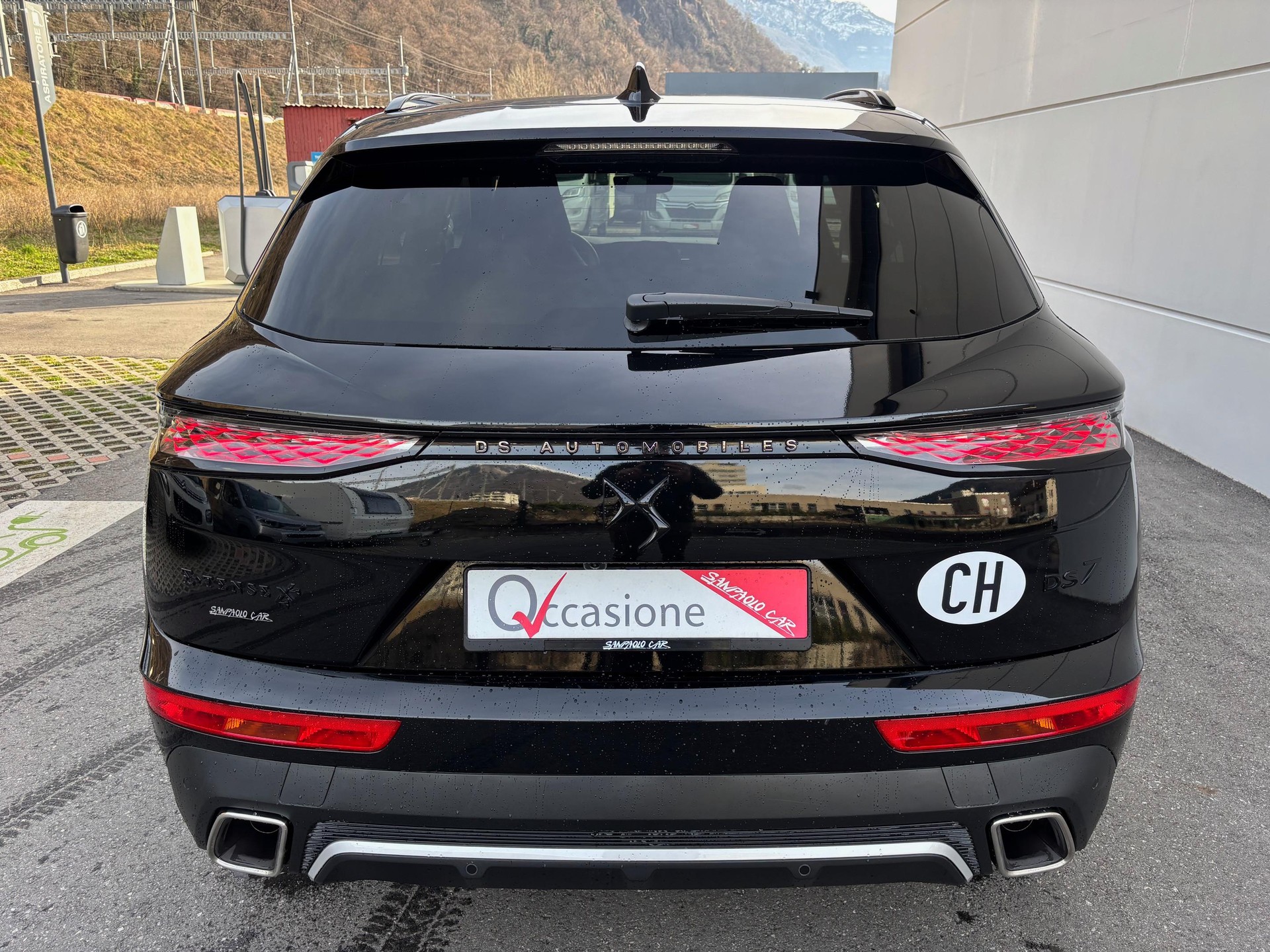 DS AUTOMOBILES 7 1.6 E-Tense Performance Line+ 4x4-image-5