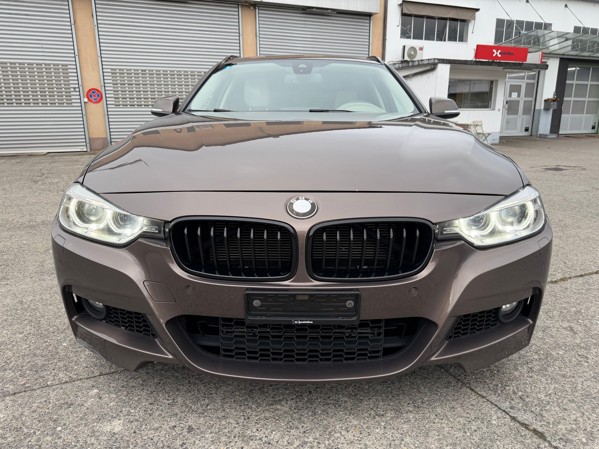 BMW 320d Touring Luxury Line Steptronic-image-7