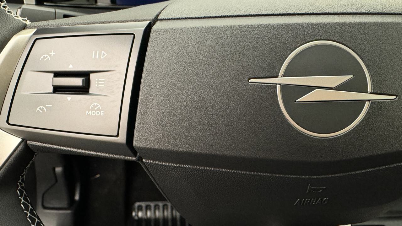 OPEL Frontera-e 44 kWh GS-image-9