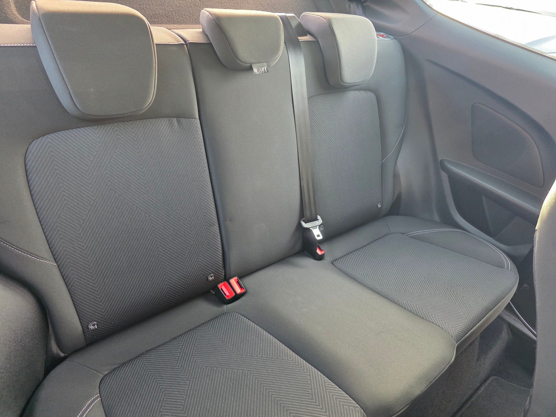 FORD Fiesta 1.0 SCTi Cool & Connect-image-9
