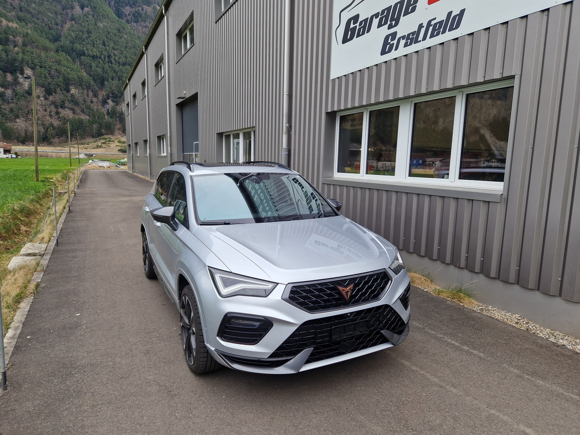 CUPRA ATECA-image-2