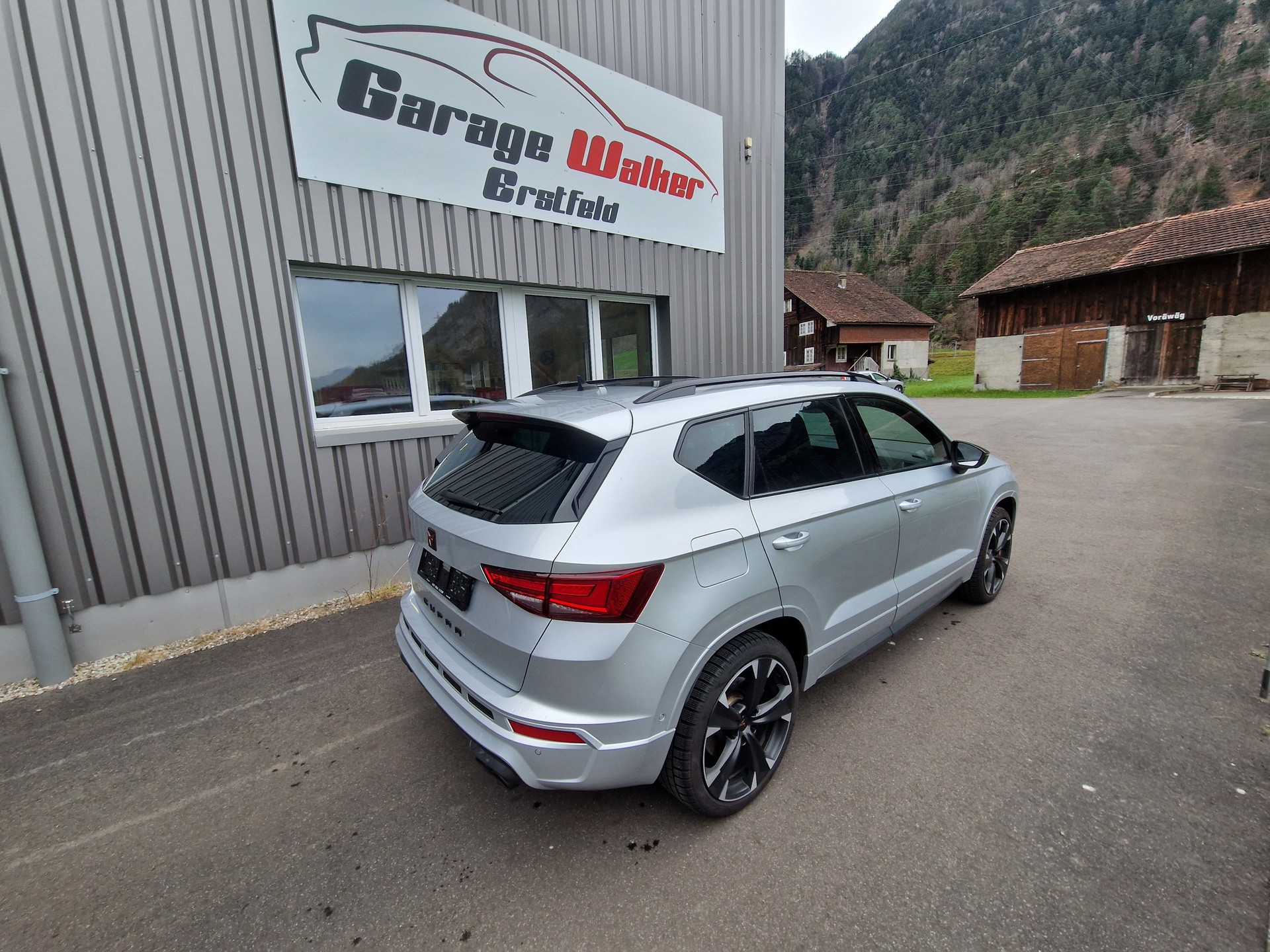CUPRA ATECA-image-1