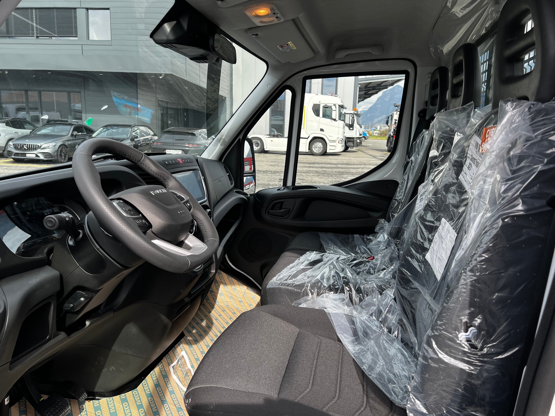 IVECO 35S16A8-image-8