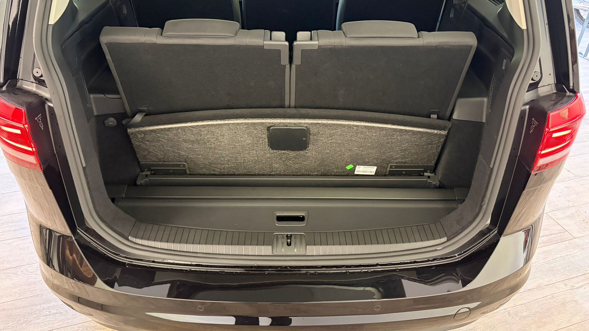 VW Touran 1.5 TSI Highline DSG-image-7