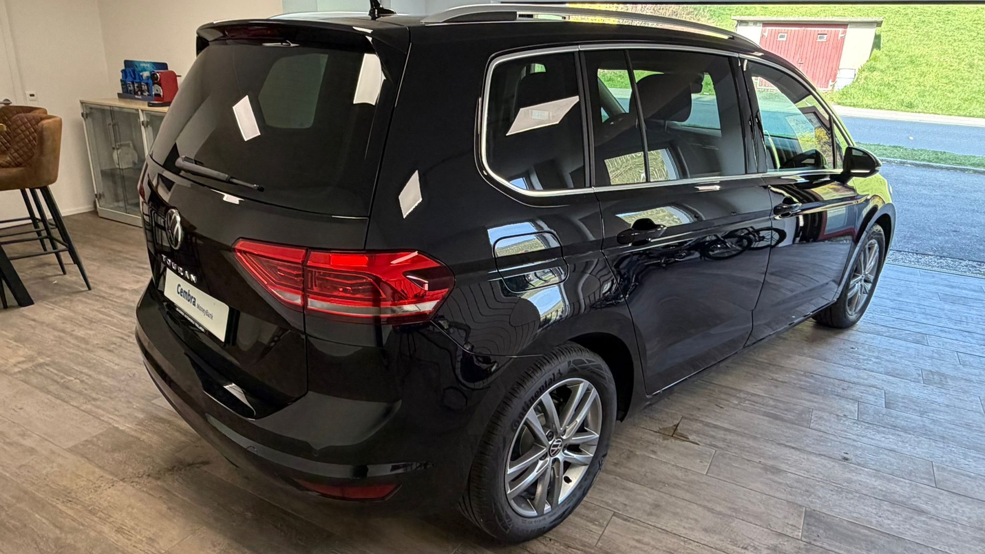 VW Touran 1.5 TSI Highline DSG-image-3