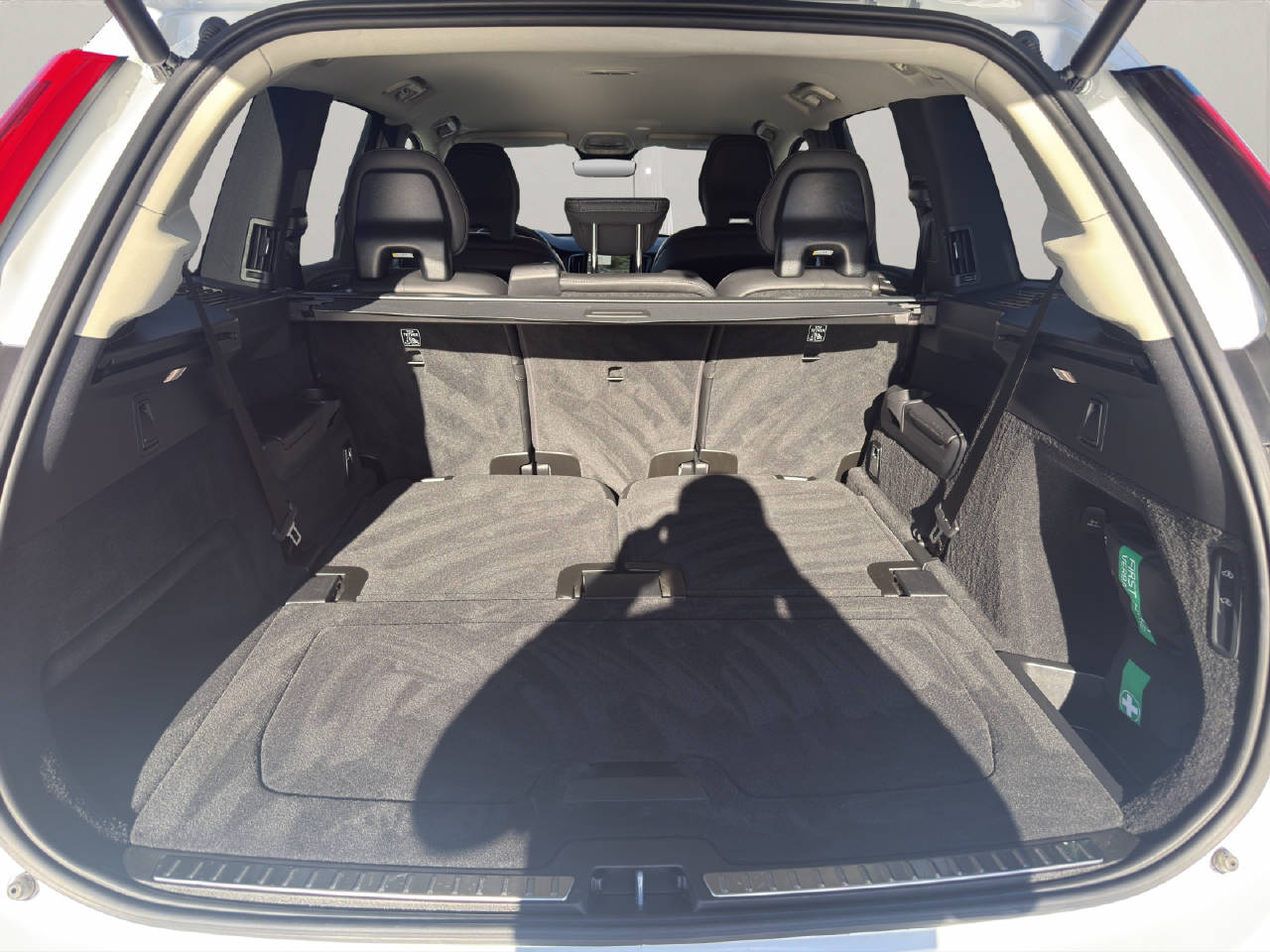 VOLVO XC90 2.0 T8 TE Plus Dark eAWD .-image-12