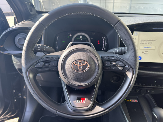 TOYOTA Aygo X 1.5 Sty. e-CVT Tr.-image-8