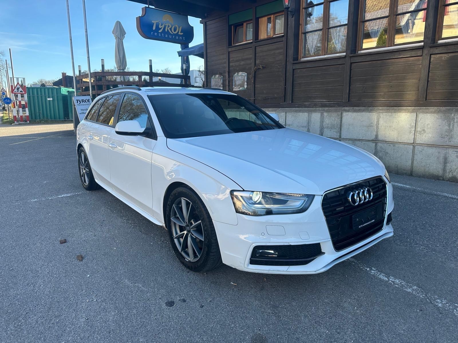 AUDI A4 Avant 3.0 TDI S- Line quattro s-tronic-image-0