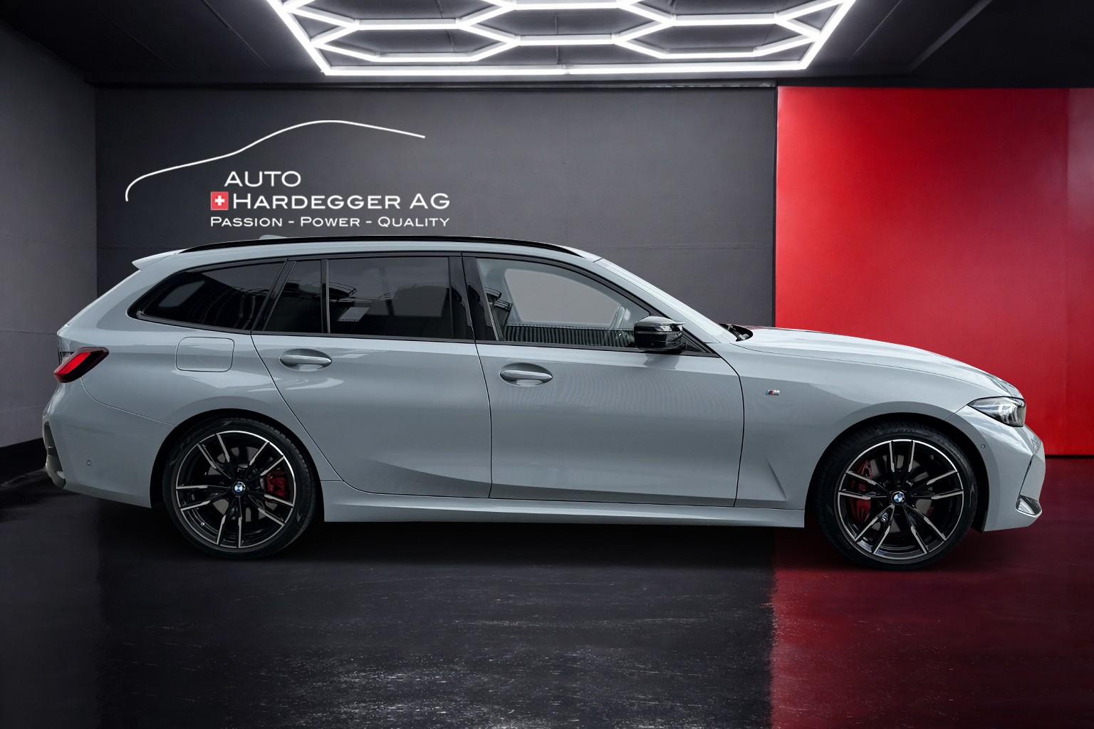 BMW M340d xDrive 48V Touring Steptronic M Sport Pro-showroom-element-2