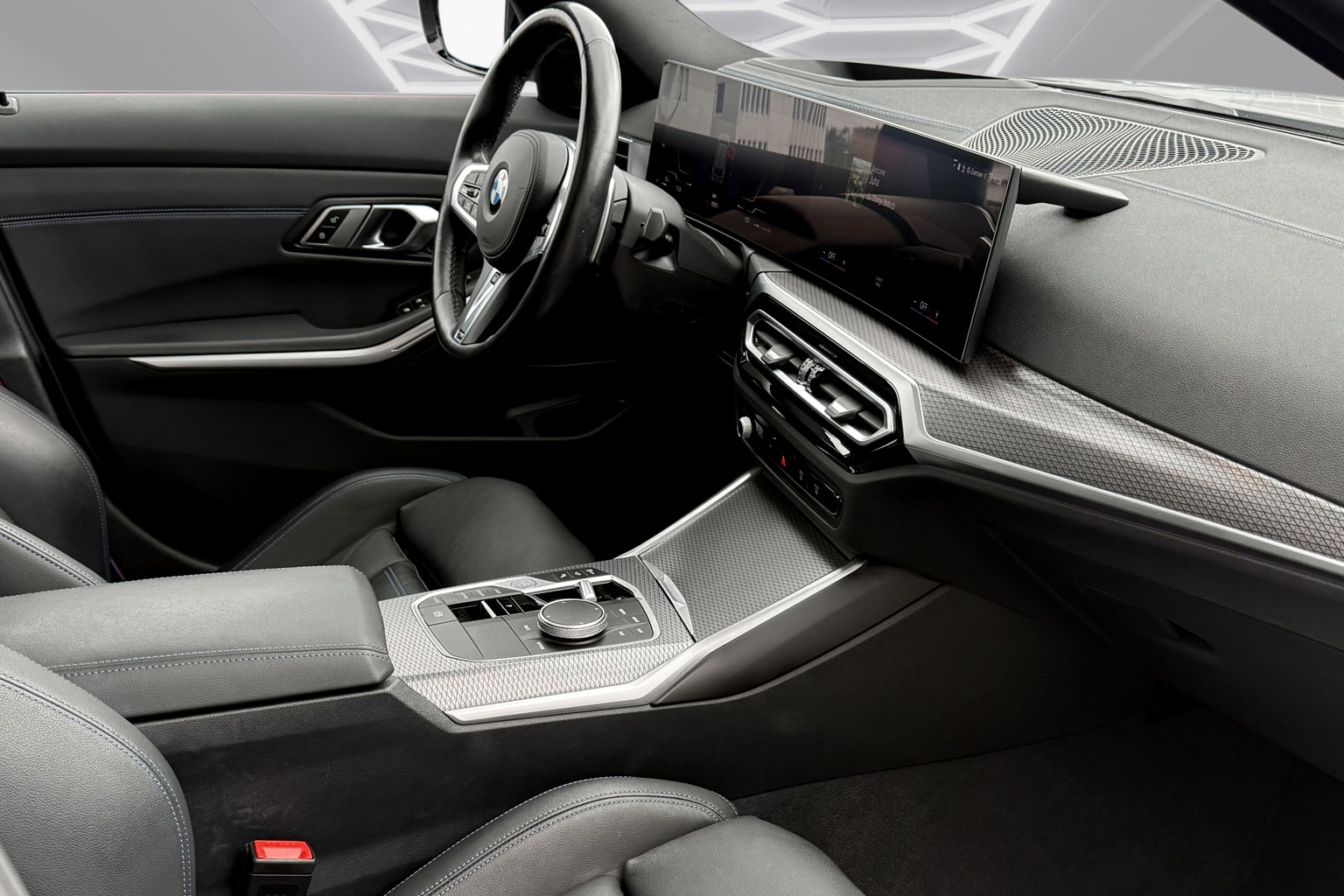 BMW M340d xDrive 48V Touring Steptronic M Sport Pro-image-11
