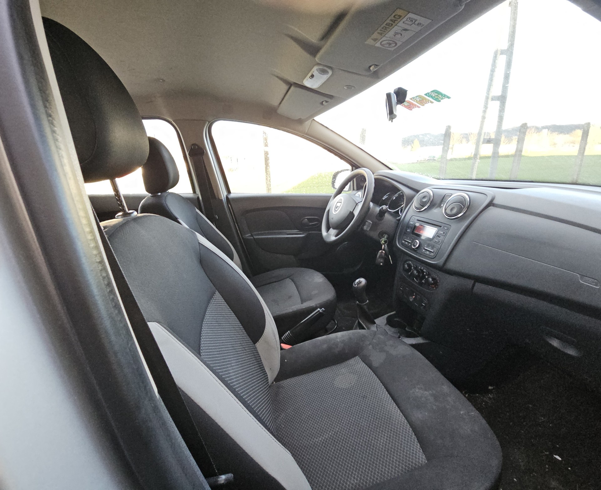 DACIA Sandero 1.2 Essential-image-10