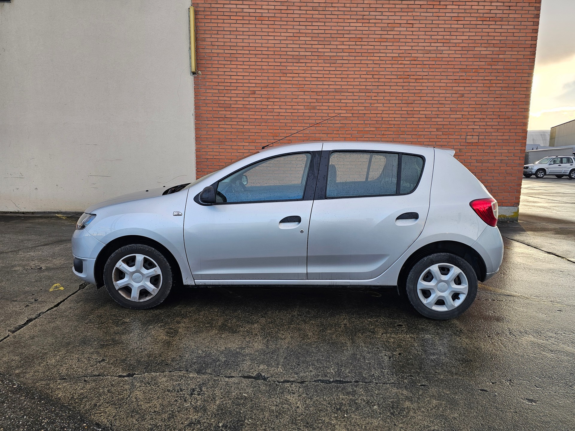 DACIA Sandero 1.2 Essential-image-1