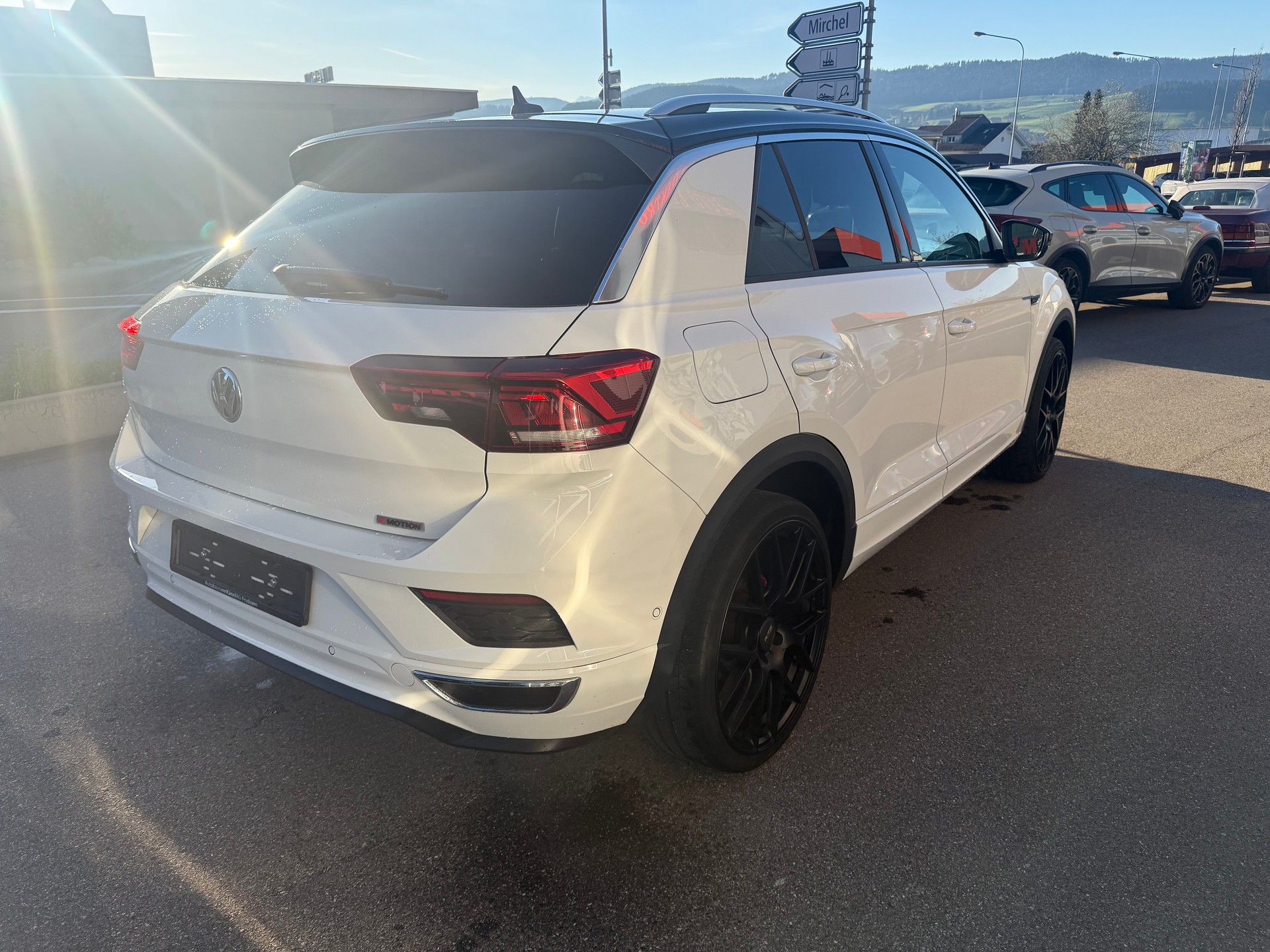 VW T-Roc 2.0 TSI United 4M DSG 4Motion-image-2