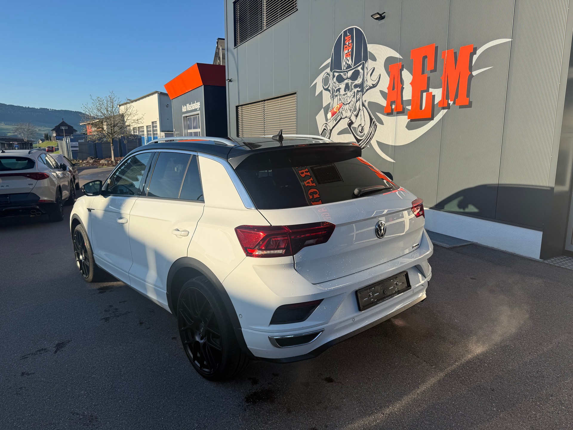 VW T-Roc 2.0 TSI United 4M DSG 4Motion-image-1