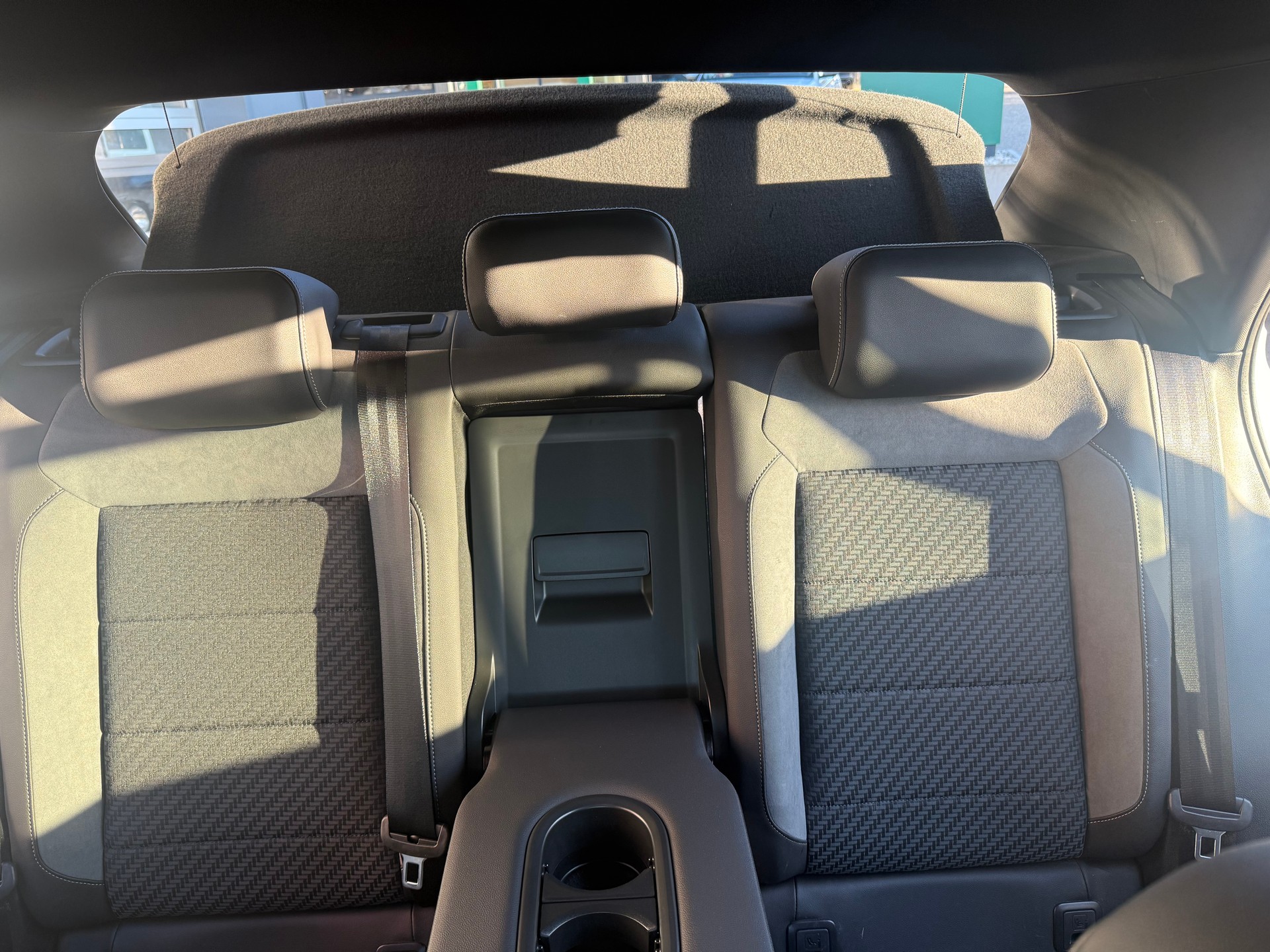 VW T-Roc 2.0 TSI United 4M DSG 4Motion-image-8