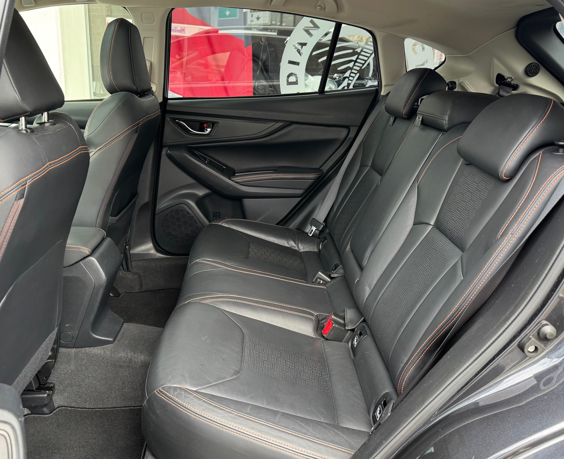 SUBARU XV 2.0 Luxury AWD Lineartronic-image-9