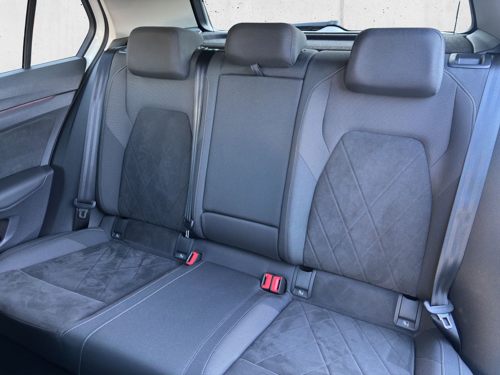 VW Golf 1.5 eTSI mHEV ACT Style DSG mit ergoActive-Sitz elektr. & Memory-image-9