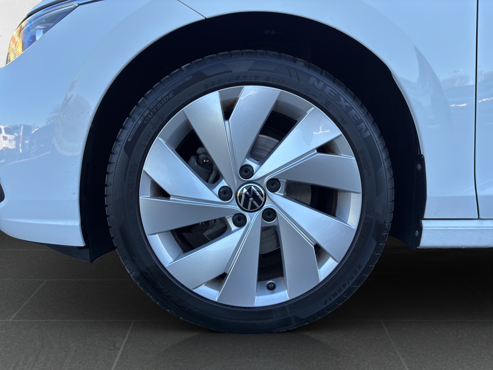 VW Golf 1.5 eTSI mHEV ACT Style DSG mit ergoActive-Sitz elektr. & Memory-image-11