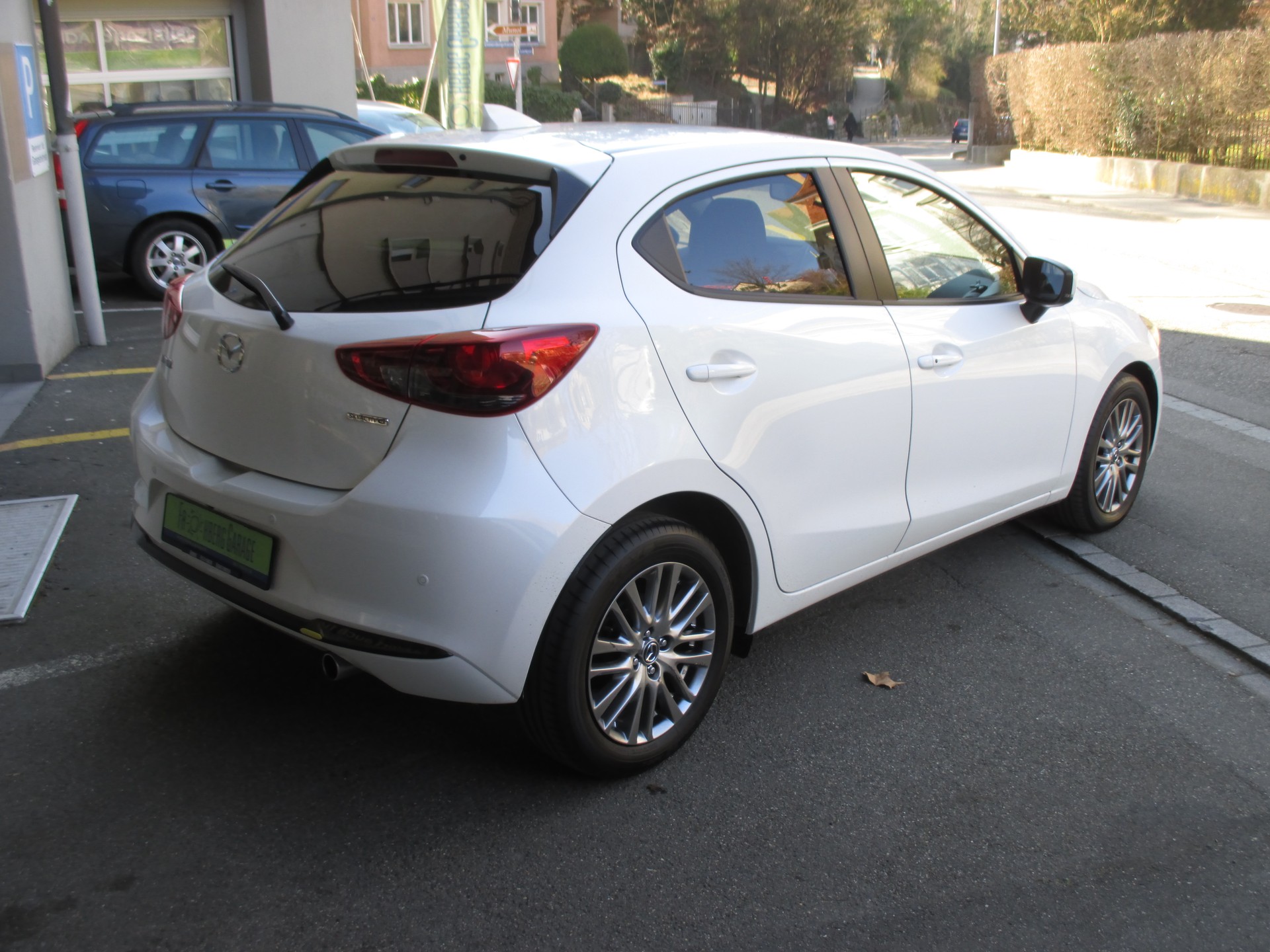 MAZDA 2 SKYACTIV-G 90 Exclusive-Line Automat-image-4